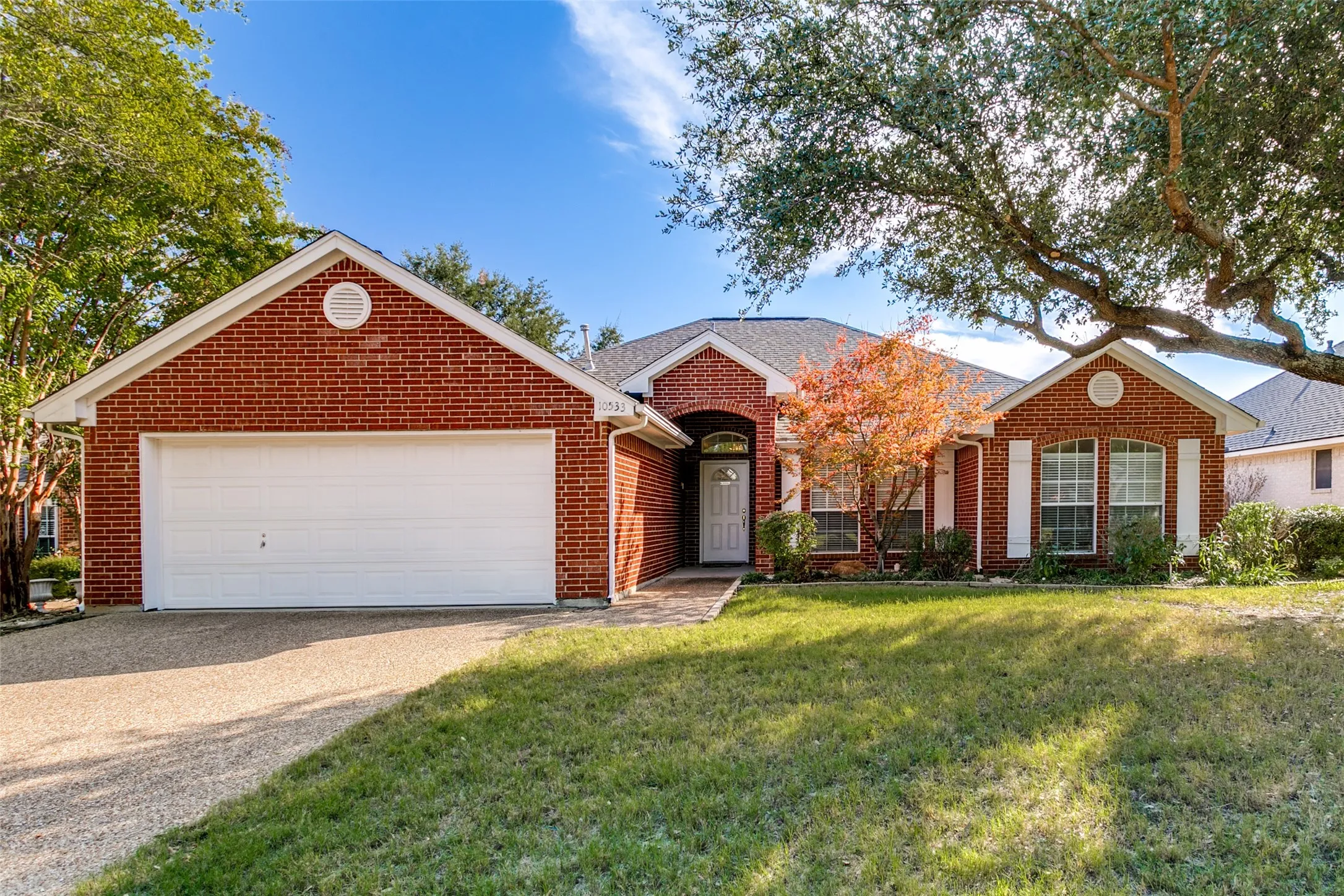 Welcome home to 10533 Whitestone Ranch Rd!