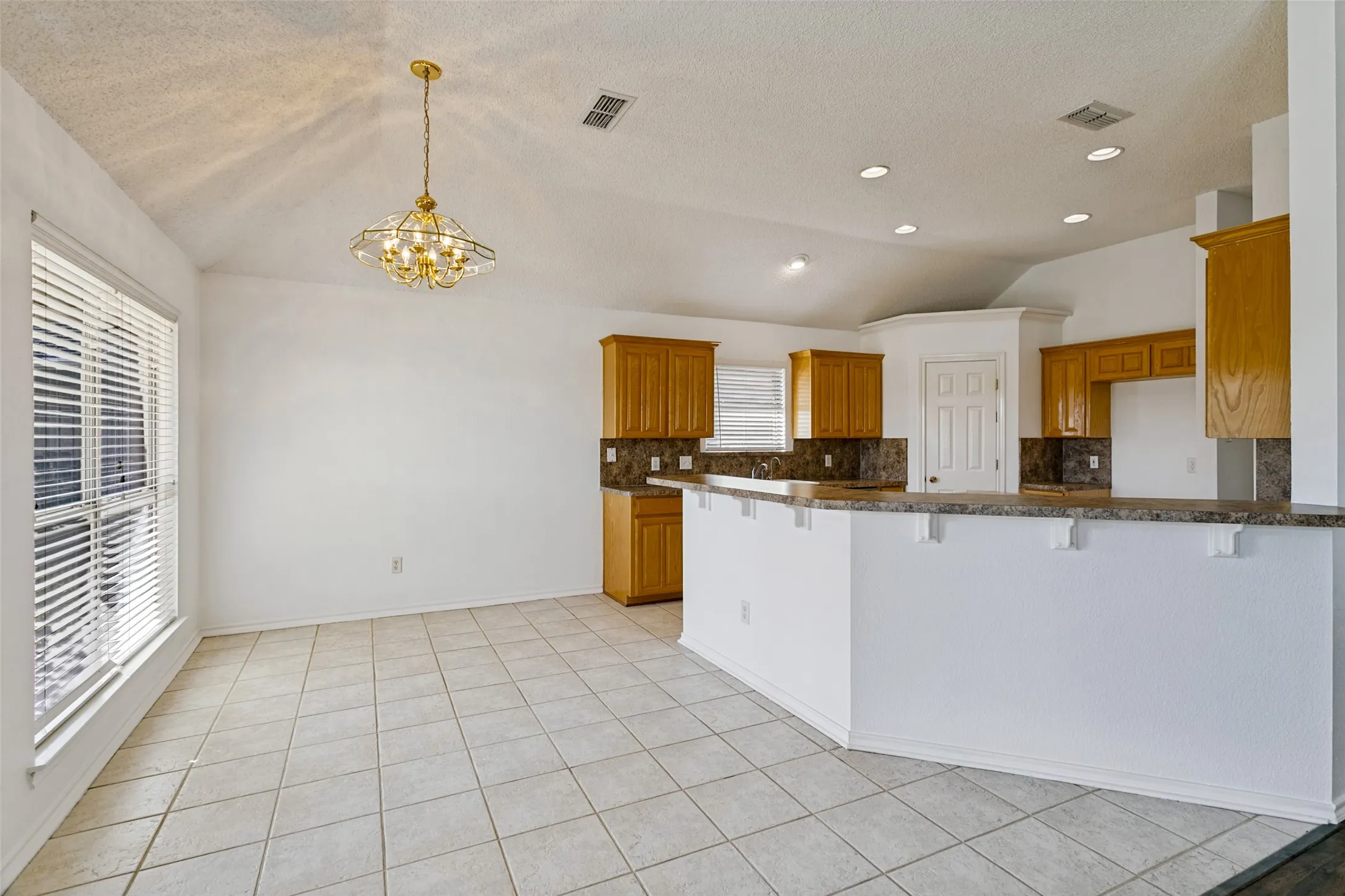 Lots of space for counter dining and visiting