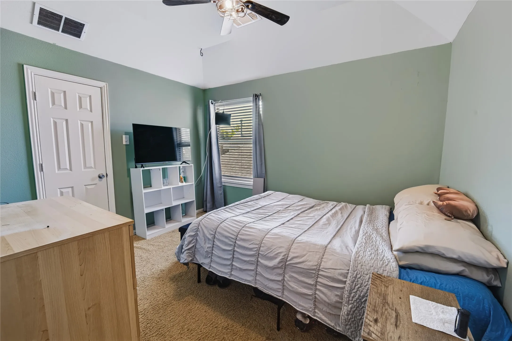 Single Family Residence For Sale in Collin County , 513 Highland Fairway Lane, Wylie, Texas 75098, 4 Bedroom, 4 Bathroom, 2 Garage spaces, 3,000 Sqft, built in 2012, mls#21419131, Real Estate Agent in Wylie, Homes For Sale in Collin county, Homes For Sale in Wylie, Realtor in Wylie Texas, Real Estate Brokerage Independent Realty Texas, Luminita Cordes Realtor