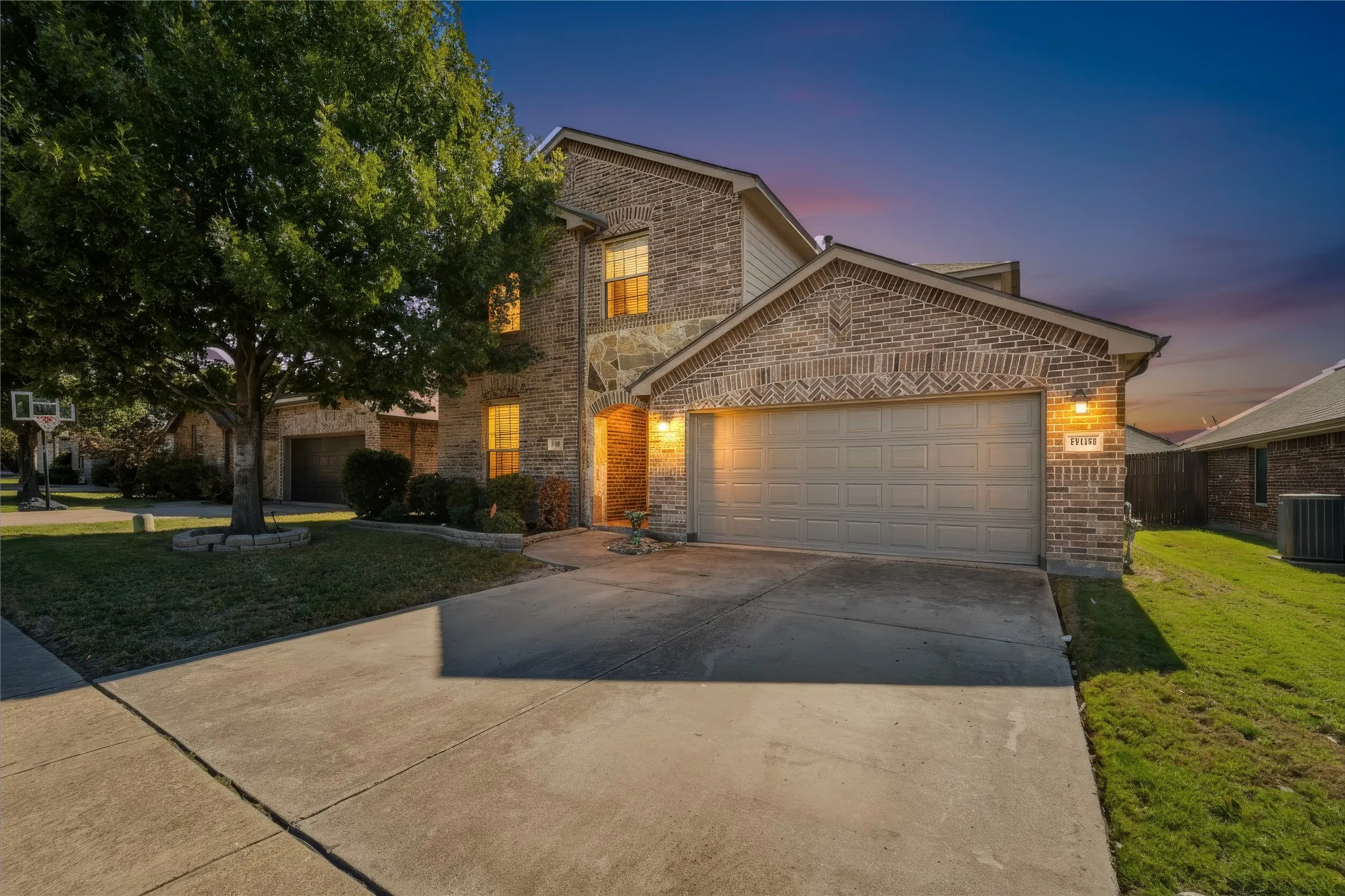 Single Family Residence For Sale in Collin County , 513 Highland Fairway Lane, Wylie, Texas 75098, 4 Bedroom, 4 Bathroom, 2 Garage spaces, 3,000 Sqft, built in 2012, mls#21419131, Real Estate Agent in Wylie, Homes For Sale in Collin county, Homes For Sale in Wylie, Realtor in Wylie Texas, Real Estate Brokerage Independent Realty Texas, Luminita Cordes Realtor