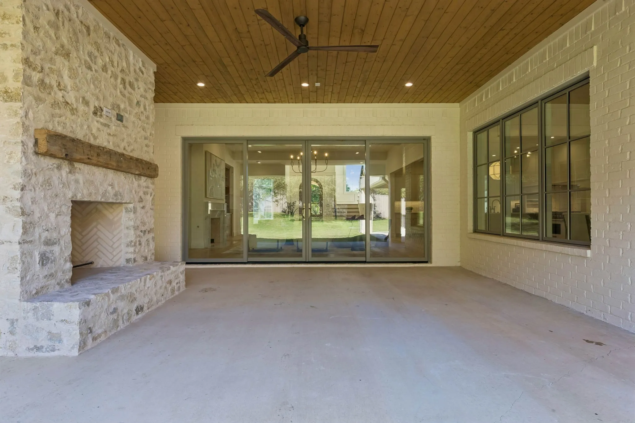 Single Family Residence For Sale in Tarrant County , 510 Bandit Trail, Colleyville, Texas 76034, 4 Bedroom, 5 Bathroom, 3 Garage spaces, 5,394 Sqft, built in 2025, mls#21417547, Real Estate Agent in Colleyville, Homes For Sale in Tarrant county, Homes For Sale in Colleyville, Realtor in Colleyville Texas, Real Estate Brokerage Independent Realty Texas, Luminita Cordes Realtor