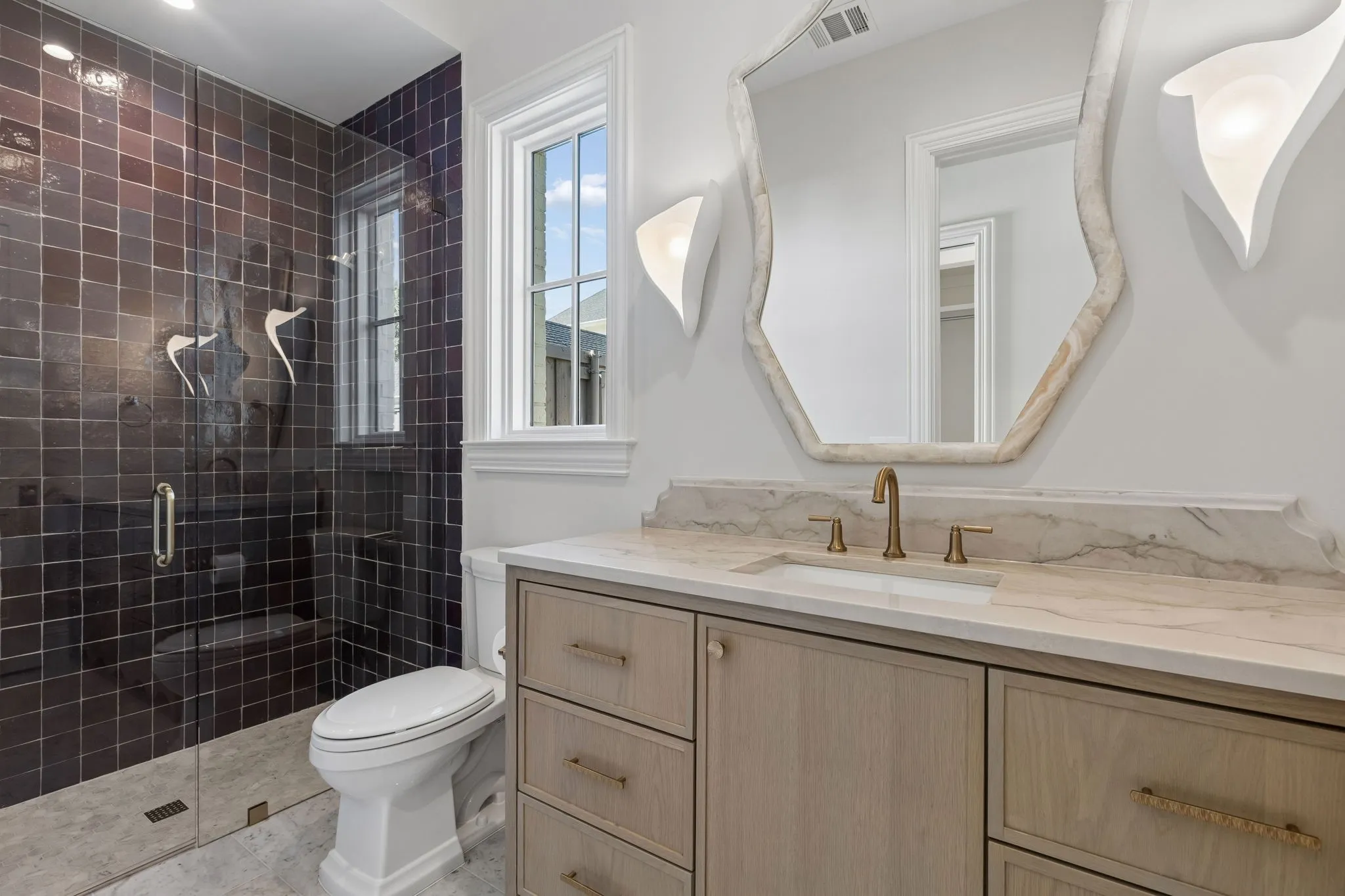 Single Family Residence For Sale in Tarrant County , 510 Bandit Trail, Colleyville, Texas 76034, 4 Bedroom, 5 Bathroom, 3 Garage spaces, 5,394 Sqft, built in 2025, mls#21417547, Real Estate Agent in Colleyville, Homes For Sale in Tarrant county, Homes For Sale in Colleyville, Realtor in Colleyville Texas, Real Estate Brokerage Independent Realty Texas, Luminita Cordes Realtor