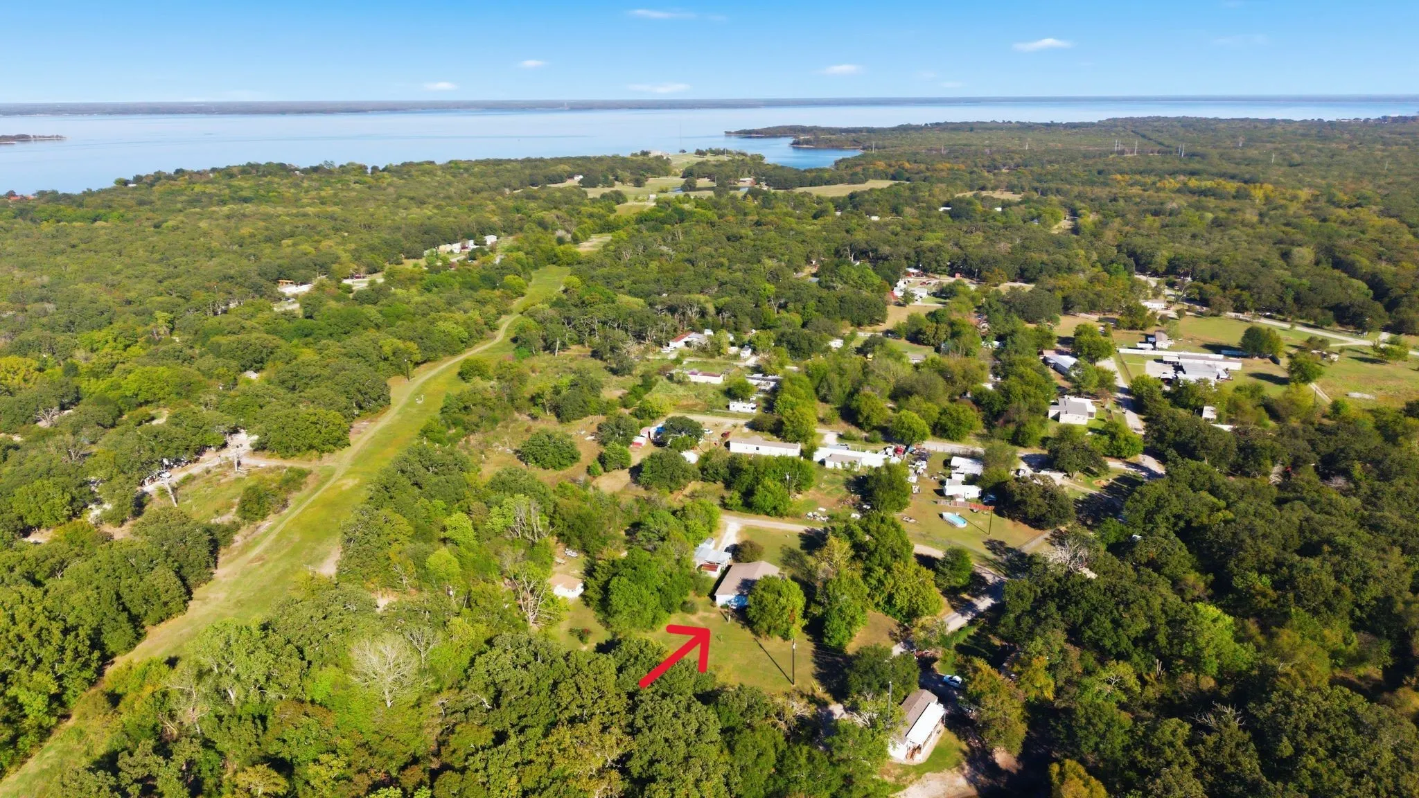 Mobile Home For Sale in Hunt County , 10830 Paradise Lane, Wills Point, Texas 75169, 2 Bedroom, 2 Bathroom, Garage spaces, 1,248 Sqft, built in 1984, mls#21419227, Real Estate Agent in Wills Point, Homes For Sale in Hunt county, Homes For Sale in Wills Point, Realtor in Wills Point Texas, Real Estate Brokerage Independent Realty Texas, Luminita Cordes Realtor