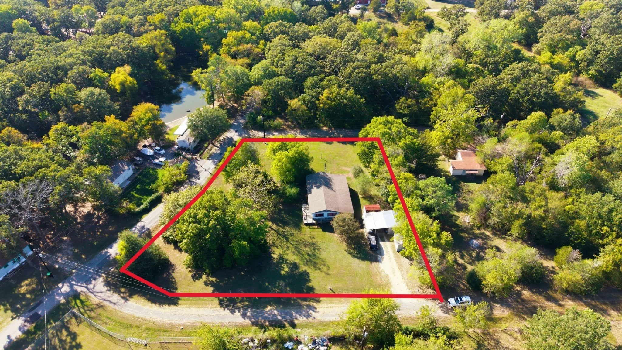 Mobile Home For Sale in Hunt County , 10830 Paradise Lane, Wills Point, Texas 75169, 2 Bedroom, 2 Bathroom, Garage spaces, 1,248 Sqft, built in 1984, mls#21419227, Real Estate Agent in Wills Point, Homes For Sale in Hunt county, Homes For Sale in Wills Point, Realtor in Wills Point Texas, Real Estate Brokerage Independent Realty Texas, Luminita Cordes Realtor