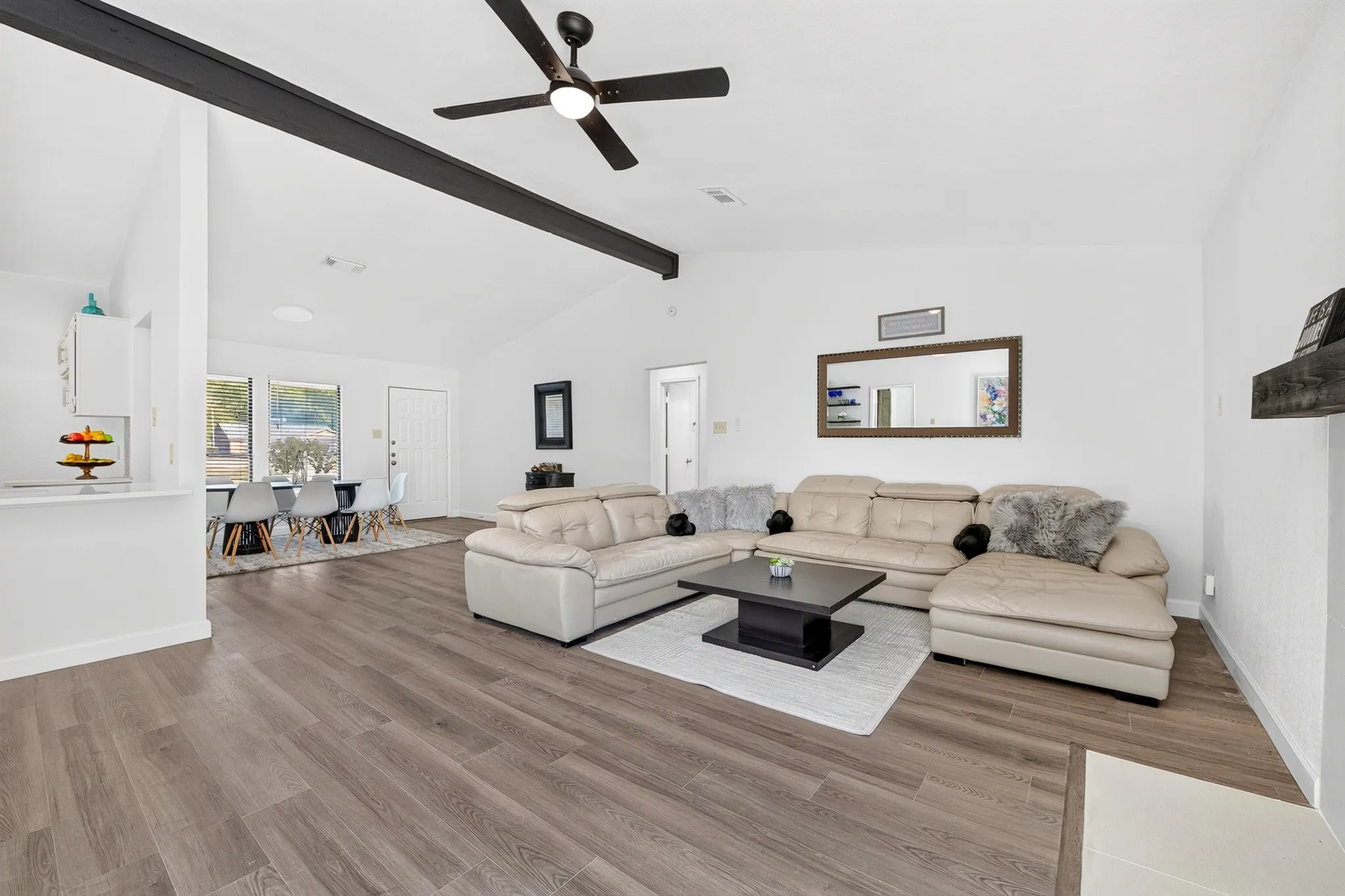 Single Family Residence For Sale in Tarrant County , 1534 Twin Post Drive, Arlington, Texas 76014, 3 Bedroom, 2 Bathroom, 2 Garage spaces, 1,492 Sqft, built in 1984, mls#21418656, Real Estate Agent in Arlington, Homes For Sale in Tarrant county, Homes For Sale in Arlington, Realtor in Arlington Texas, Real Estate Brokerage Independent Realty Texas, Luminita Cordes Realtor