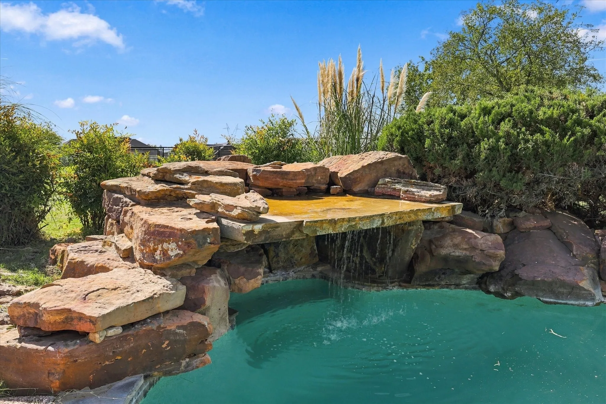 Single Family Residence For Sale in Parker County , 101 Rattling Antler Court, Azle, Texas 76020, 3 Bedroom, 4 Bathroom, 3 Garage spaces, 3,917 Sqft, built in 2007, mls#21419291, Real Estate Agent in Azle, Homes For Sale in Parker county, Homes For Sale in Azle, Realtor in Azle Texas, Real Estate Brokerage Independent Realty Texas, Luminita Cordes Realtor