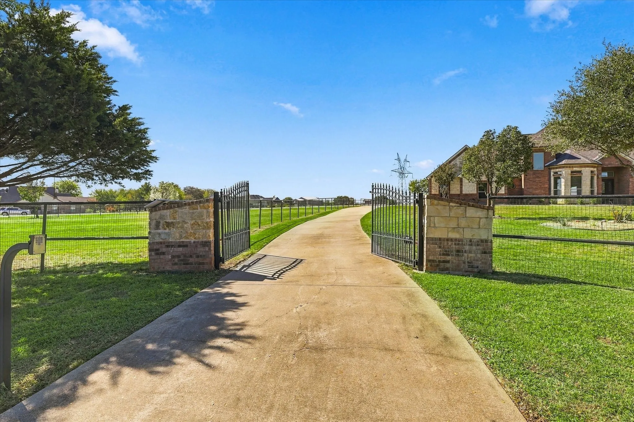 Welcome home to country living!  Long driveway to side entry garage with extended parking.