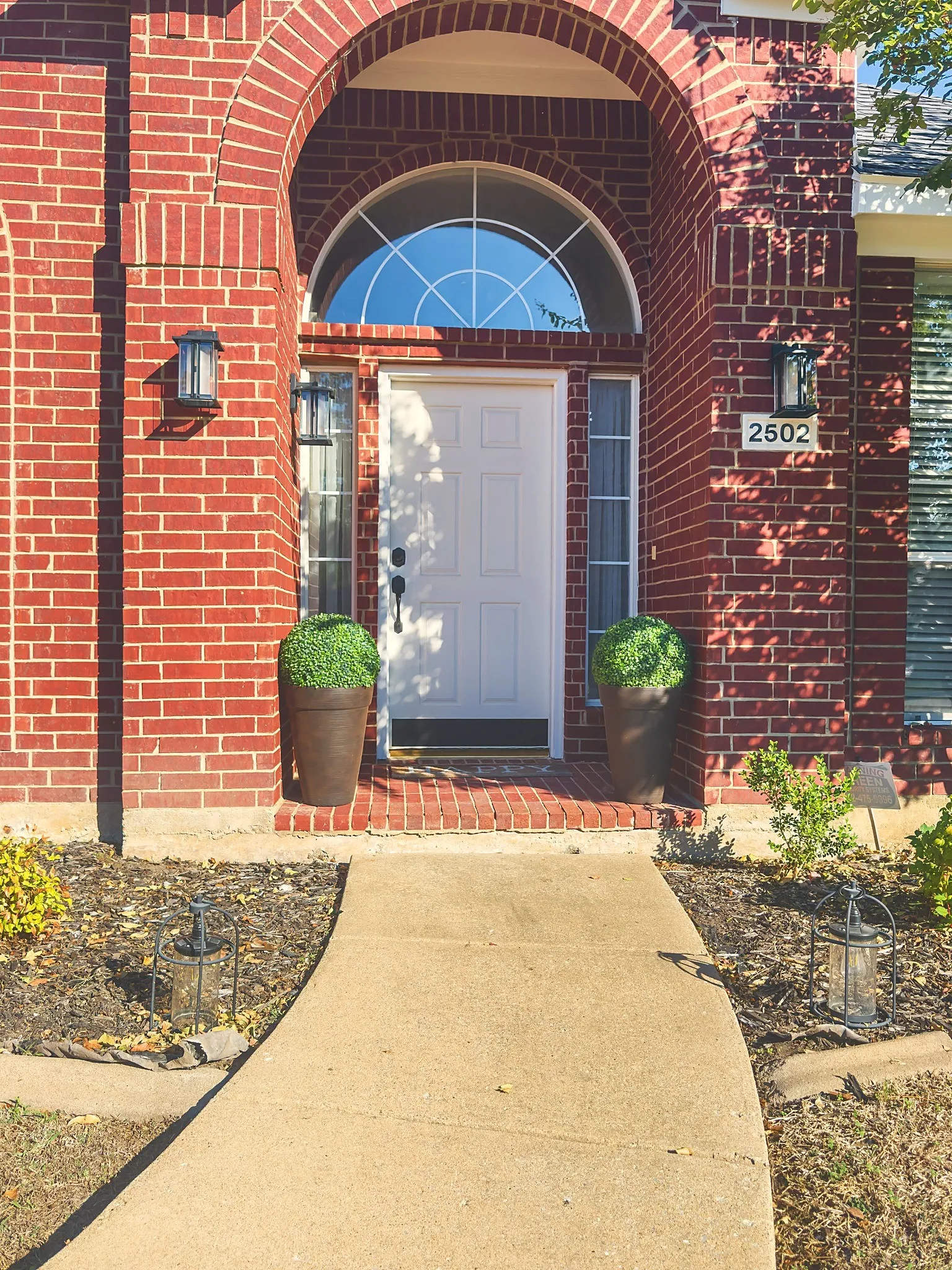 Single Family Residence For Sale in Dallas County , 2502 Dove Creek Drive, Rowlett, Texas 75088, 3 Bedroom, 3 Bathroom, 2 Garage spaces, 2,486 Sqft, built in 1999, mls#21419783, Real Estate Agent in Rowlett, Homes For Sale in Dallas county, Homes For Sale in Rowlett, Realtor in Rowlett Texas, Real Estate Brokerage Independent Realty Texas, Luminita Cordes Realtor