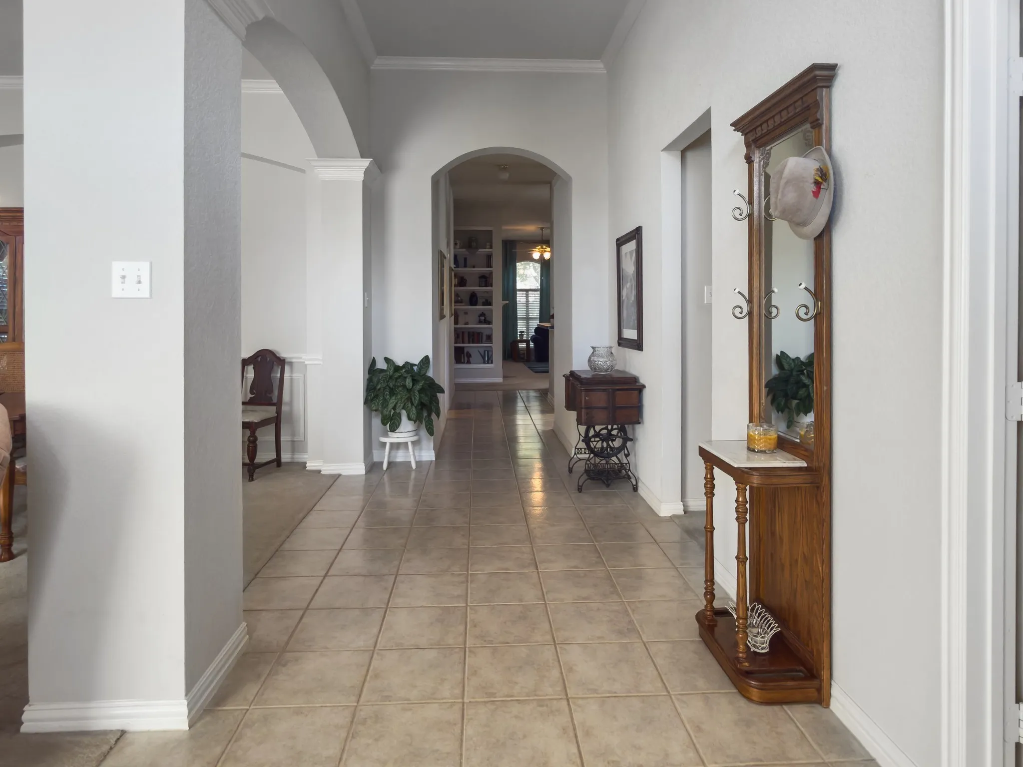 Single Family Residence For Sale in Dallas County , 2502 Dove Creek Drive, Rowlett, Texas 75088, 3 Bedroom, 3 Bathroom, 2 Garage spaces, 2,486 Sqft, built in 1999, mls#21419783, Real Estate Agent in Rowlett, Homes For Sale in Dallas county, Homes For Sale in Rowlett, Realtor in Rowlett Texas, Real Estate Brokerage Independent Realty Texas, Luminita Cordes Realtor