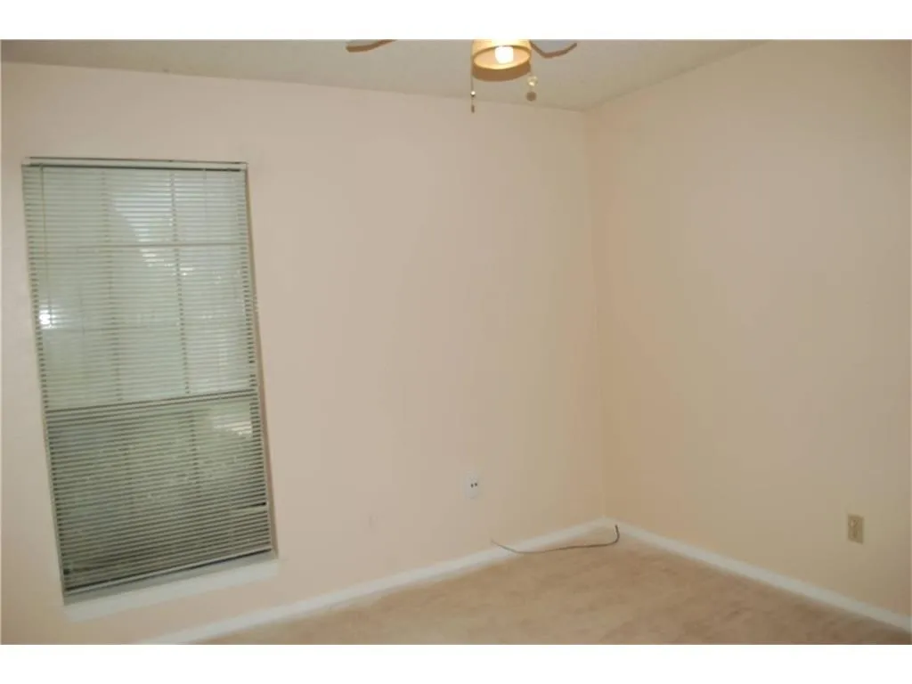 Duplex For Rent in Tarrant County , 1127 Rimcrest Drive, Arlington, Texas 76017, 3 Bedroom, 2 Bathroom, Garage spaces, 1,386 Sqft, built in 1986, mls#21419790, Real Estate Agent in Arlington, Homes For Rent in Tarrant county, Homes For Rent in Arlington, Realtor in Arlington Texas, Real Estate Brokerage Independent Realty Texas, Luminita Cordes Realtor