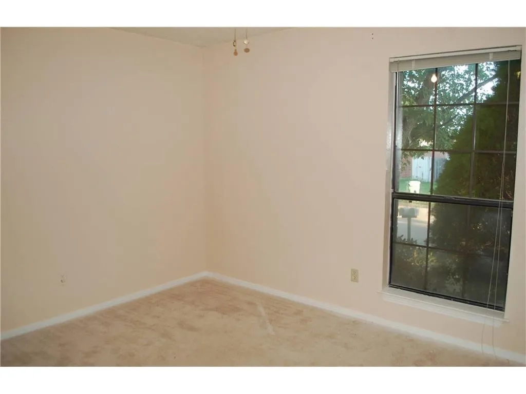 Duplex For Rent in Tarrant County , 1127 Rimcrest Drive, Arlington, Texas 76017, 3 Bedroom, 2 Bathroom, Garage spaces, 1,386 Sqft, built in 1986, mls#21419790, Real Estate Agent in Arlington, Homes For Rent in Tarrant county, Homes For Rent in Arlington, Realtor in Arlington Texas, Real Estate Brokerage Independent Realty Texas, Luminita Cordes Realtor