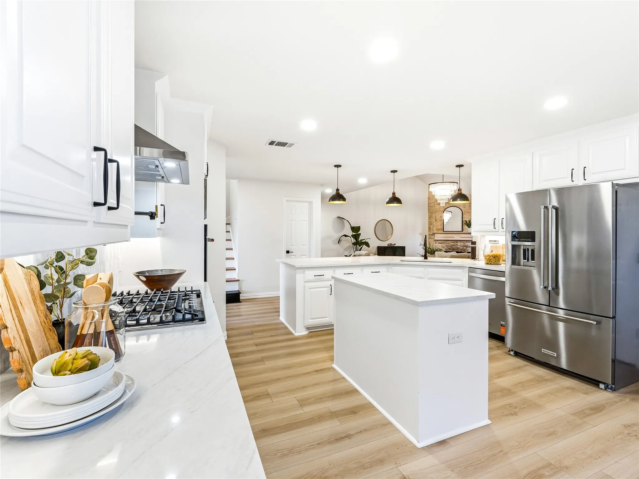 Single Family Residence For Sale in Collin County , 723 Hollow Ridge Drive, Allen, Texas 75002, 5 Bedroom, 4 Bathroom, 2 Garage spaces, 3,453 Sqft, built in 1993, mls#21415677, Real Estate Agent in Allen, Homes For Sale in Collin county, Homes For Sale in Allen, Realtor in Allen Texas, Real Estate Brokerage Independent Realty Texas, Luminita Cordes Realtor