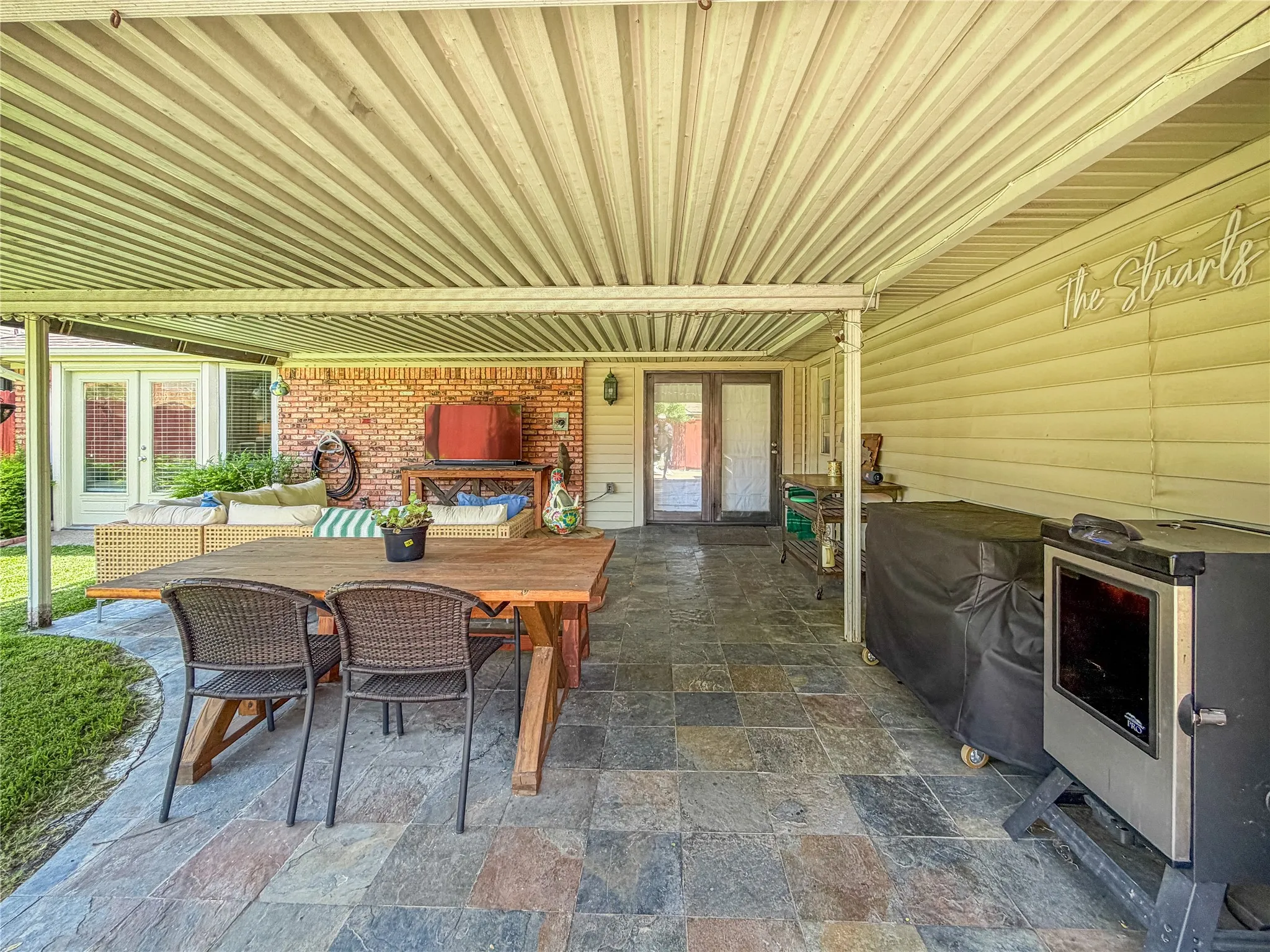 Single Family Residence For Sale in Collin County , 703 Willow Brook Drive, Allen, Texas 75002, 3 Bedroom, 3 Bathroom, 2 Garage spaces, 2,259 Sqft, built in 1982, mls#21419825, Real Estate Agent in Allen, Homes For Sale in Collin county, Homes For Sale in Allen, Realtor in Allen Texas, Real Estate Brokerage Independent Realty Texas, Luminita Cordes Realtor