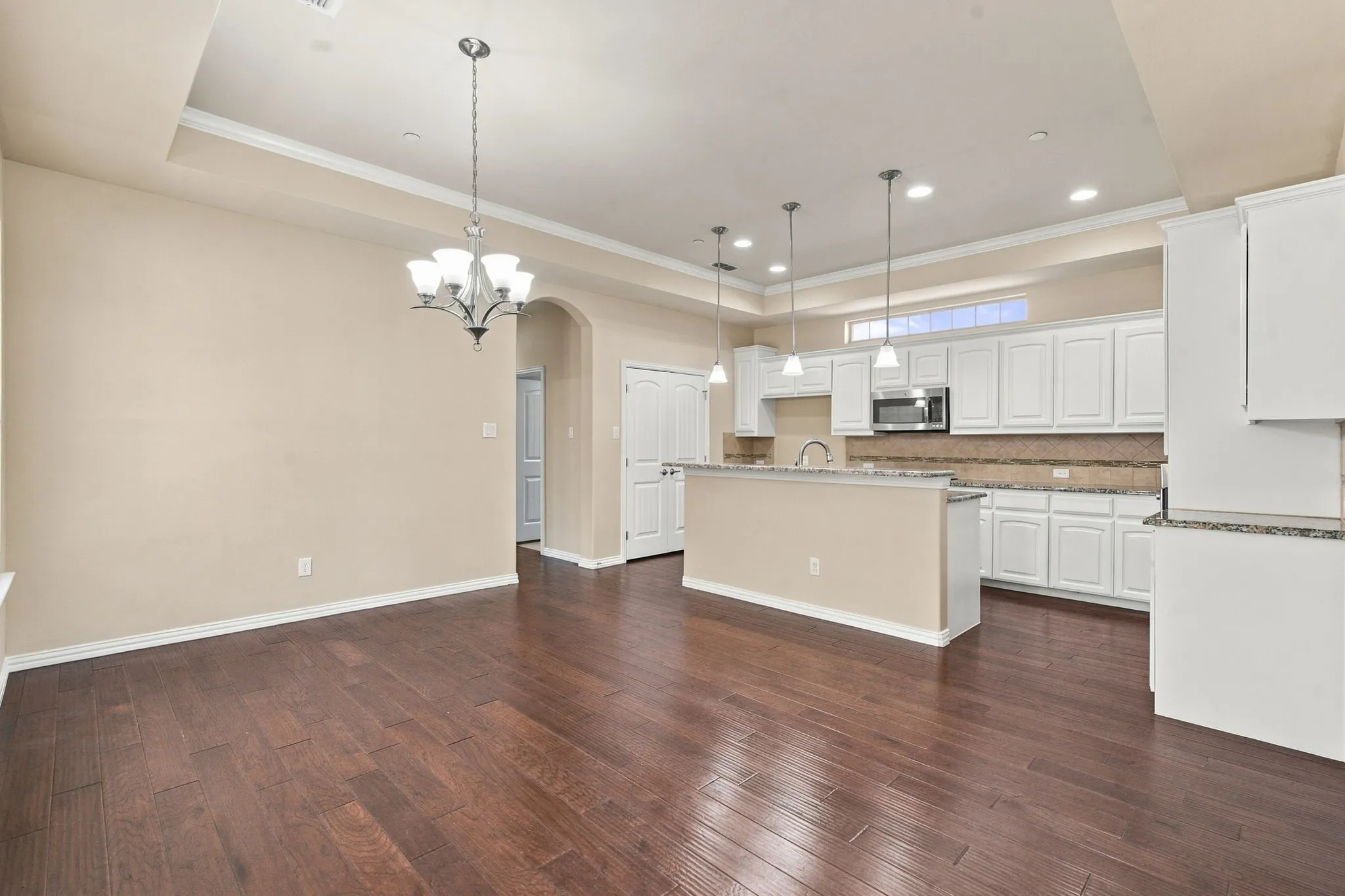 Condominium For Sale in Tarrant County , 768 Apeldoorn Lane, Keller, Texas 76248, 2 Bedroom, 2 Bathroom, 2 Garage spaces, 1,681 Sqft, built in 2013, mls#21416813, Real Estate Agent in Keller, Homes For Sale in Tarrant county, Homes For Sale in Keller, Realtor in Keller Texas, Real Estate Brokerage Independent Realty Texas, Luminita Cordes Realtor