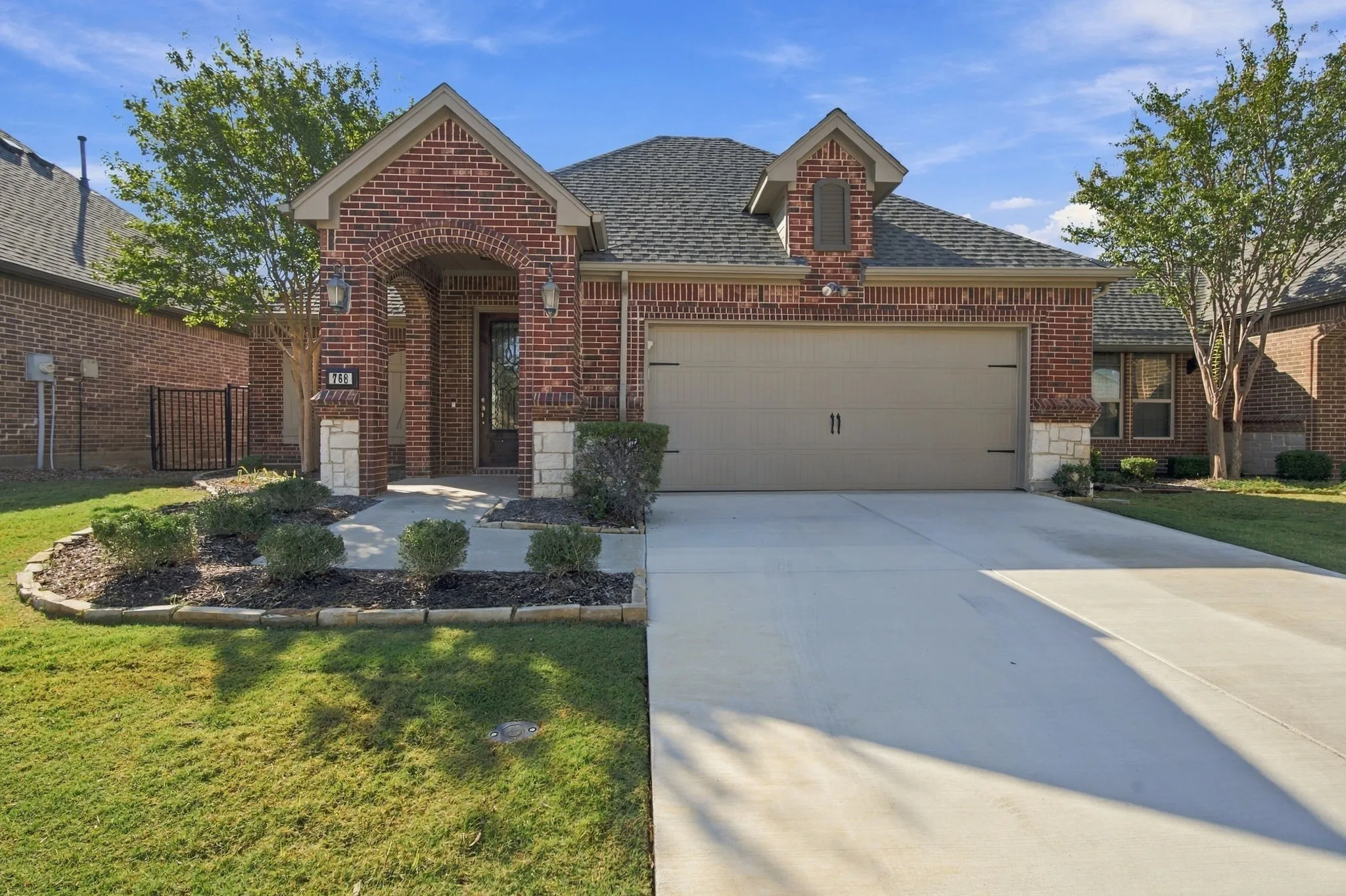 Condominium For Sale in Tarrant County , 768 Apeldoorn Lane, Keller, Texas 76248, 2 Bedroom, 2 Bathroom, 2 Garage spaces, 1,681 Sqft, built in 2013, mls#21416813, Real Estate Agent in Keller, Homes For Sale in Tarrant county, Homes For Sale in Keller, Realtor in Keller Texas, Real Estate Brokerage Independent Realty Texas, Luminita Cordes Realtor