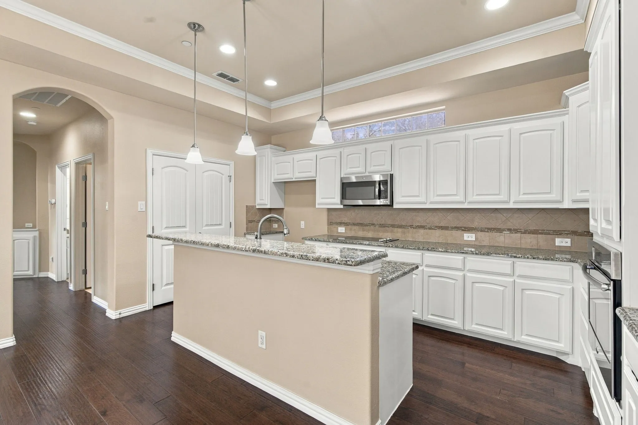 Condominium For Sale in Tarrant County , 768 Apeldoorn Lane, Keller, Texas 76248, 2 Bedroom, 2 Bathroom, 2 Garage spaces, 1,681 Sqft, built in 2013, mls#21416813, Real Estate Agent in Keller, Homes For Sale in Tarrant county, Homes For Sale in Keller, Realtor in Keller Texas, Real Estate Brokerage Independent Realty Texas, Luminita Cordes Realtor
