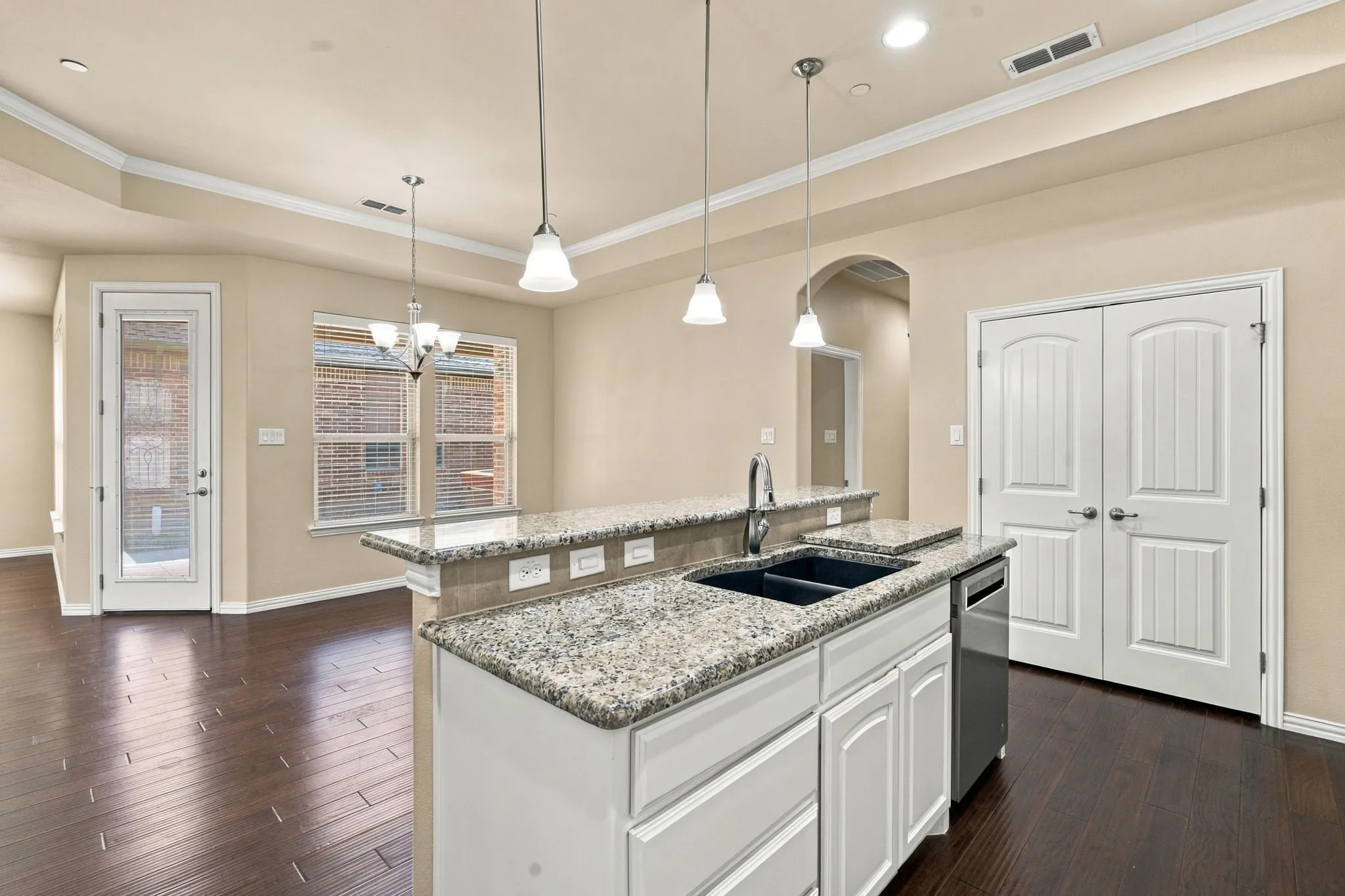 Condominium For Sale in Tarrant County , 768 Apeldoorn Lane, Keller, Texas 76248, 2 Bedroom, 2 Bathroom, 2 Garage spaces, 1,681 Sqft, built in 2013, mls#21416813, Real Estate Agent in Keller, Homes For Sale in Tarrant county, Homes For Sale in Keller, Realtor in Keller Texas, Real Estate Brokerage Independent Realty Texas, Luminita Cordes Realtor