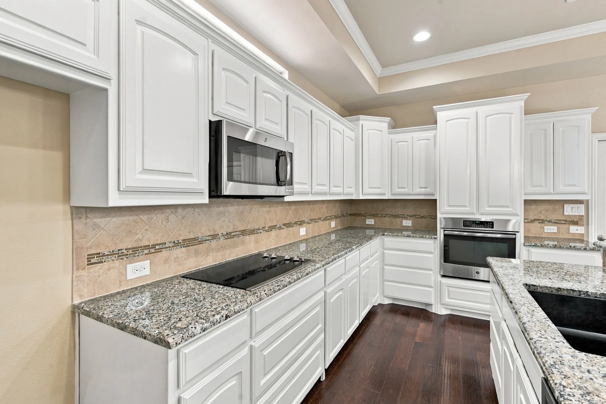 Condominium For Sale in Tarrant County , 768 Apeldoorn Lane, Keller, Texas 76248, 2 Bedroom, 2 Bathroom, 2 Garage spaces, 1,681 Sqft, built in 2013, mls#21416813, Real Estate Agent in Keller, Homes For Sale in Tarrant county, Homes For Sale in Keller, Realtor in Keller Texas, Real Estate Brokerage Independent Realty Texas, Luminita Cordes Realtor