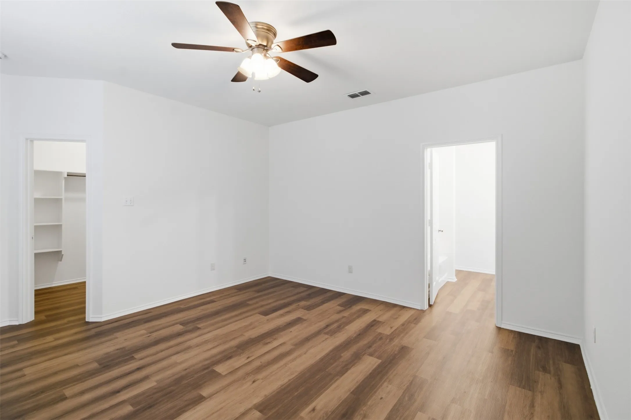 Single Family Residence For Rent in Denton County , 1716 Gayla Creek Drive, Little Elm, Texas 75068, 4 Bedroom, 3 Bathroom, 2 Garage spaces, 2,477 Sqft, built in 2014, mls#21418705, Real Estate Agent in Little Elm, Homes For Rent in Denton county, Homes For Rent in Little Elm, Realtor in Little Elm Texas, Real Estate Brokerage Independent Realty Texas, Luminita Cordes Realtor