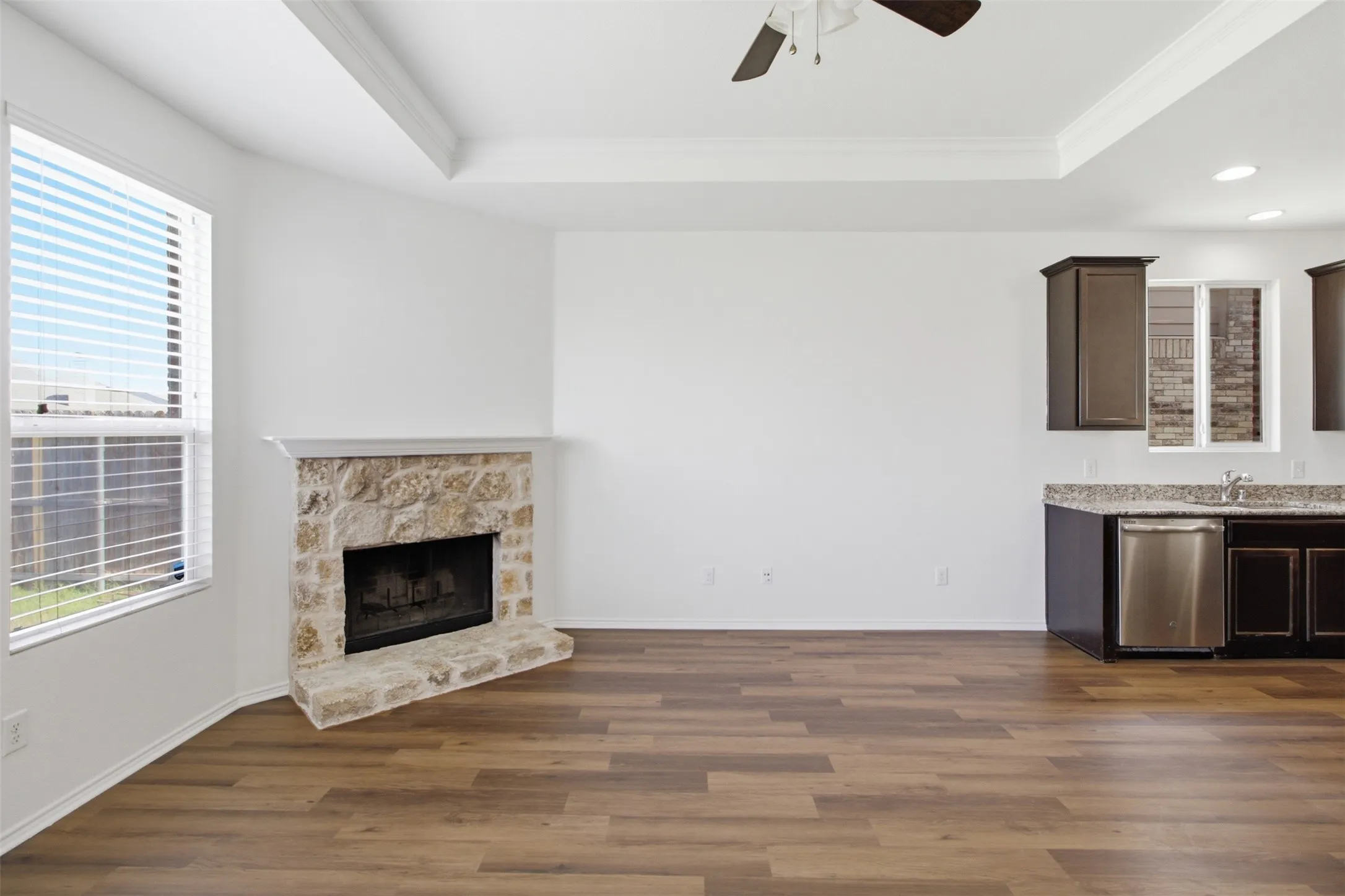 Single Family Residence For Rent in Denton County , 1716 Gayla Creek Drive, Little Elm, Texas 75068, 4 Bedroom, 3 Bathroom, 2 Garage spaces, 2,477 Sqft, built in 2014, mls#21418705, Real Estate Agent in Little Elm, Homes For Rent in Denton county, Homes For Rent in Little Elm, Realtor in Little Elm Texas, Real Estate Brokerage Independent Realty Texas, Luminita Cordes Realtor