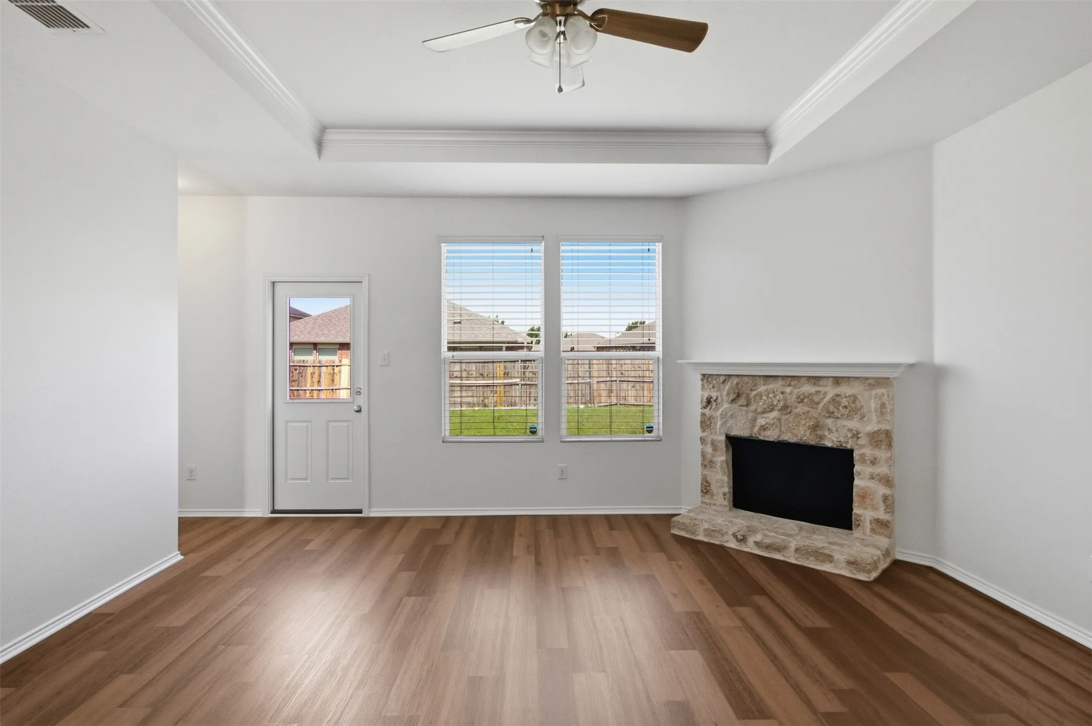 Single Family Residence For Rent in Denton County , 1716 Gayla Creek Drive, Little Elm, Texas 75068, 4 Bedroom, 3 Bathroom, 2 Garage spaces, 2,477 Sqft, built in 2014, mls#21418705, Real Estate Agent in Little Elm, Homes For Rent in Denton county, Homes For Rent in Little Elm, Realtor in Little Elm Texas, Real Estate Brokerage Independent Realty Texas, Luminita Cordes Realtor