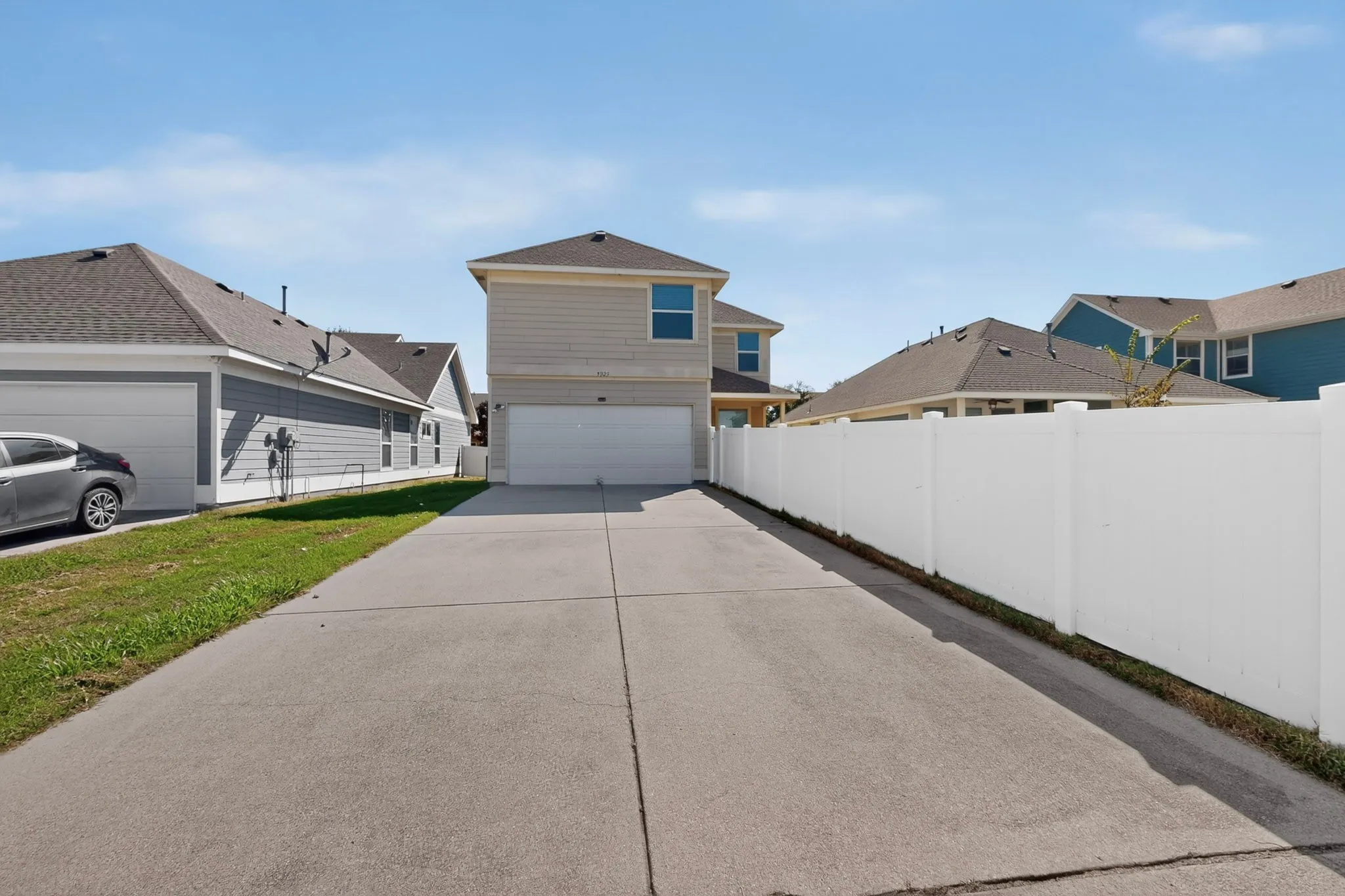 Single Family Residence For Sale in Denton County , 9325 Masse Court, Providence Village, Texas 76227, 3 Bedroom, 3 Bathroom, 2 Garage spaces, 1,850 Sqft, built in 2005, mls#21419873, Real Estate Agent in Providence Village, Homes For Sale in Denton county, Homes For Sale in Providence Village, Realtor in Providence Village Texas, Real Estate Brokerage Independent Realty Texas, Luminita Cordes Realtor