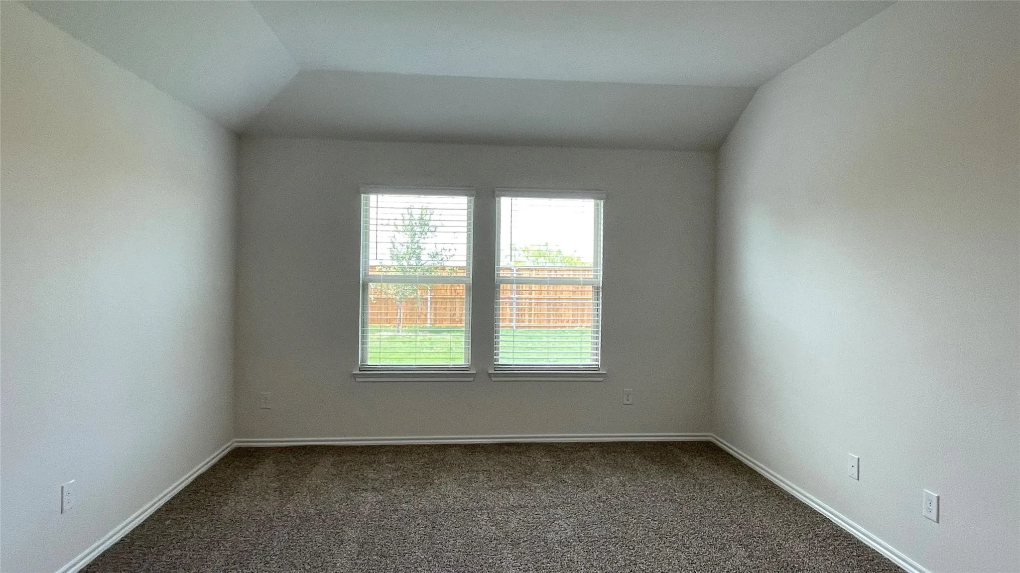 Single Family Residence For Rent in Denton County , 6229 Abby Drive, Celina, Texas 76227, 4 Bedroom, 2 Bathroom, 2 Garage spaces, 1,836 Sqft, built in 2021, mls#21419879, Real Estate Agent in Celina, Homes For Rent in Denton county, Homes For Rent in Celina, Realtor in Celina Texas, Real Estate Brokerage Independent Realty Texas, Luminita Cordes Realtor
