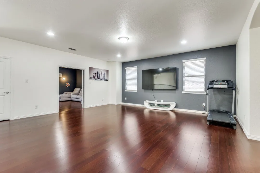 Single Family Residence For Rent in Dallas County , 3035 Dancourt Drive, Irving, Texas 75063, 5 Bedroom, 4 Bathroom, 2 Garage spaces, 5,172 Sqft, built in 2015, mls#21419876, Real Estate Agent in Irving, Homes For Rent in Dallas county, Homes For Rent in Irving, Realtor in Irving Texas, Real Estate Brokerage Independent Realty Texas, Luminita Cordes Realtor