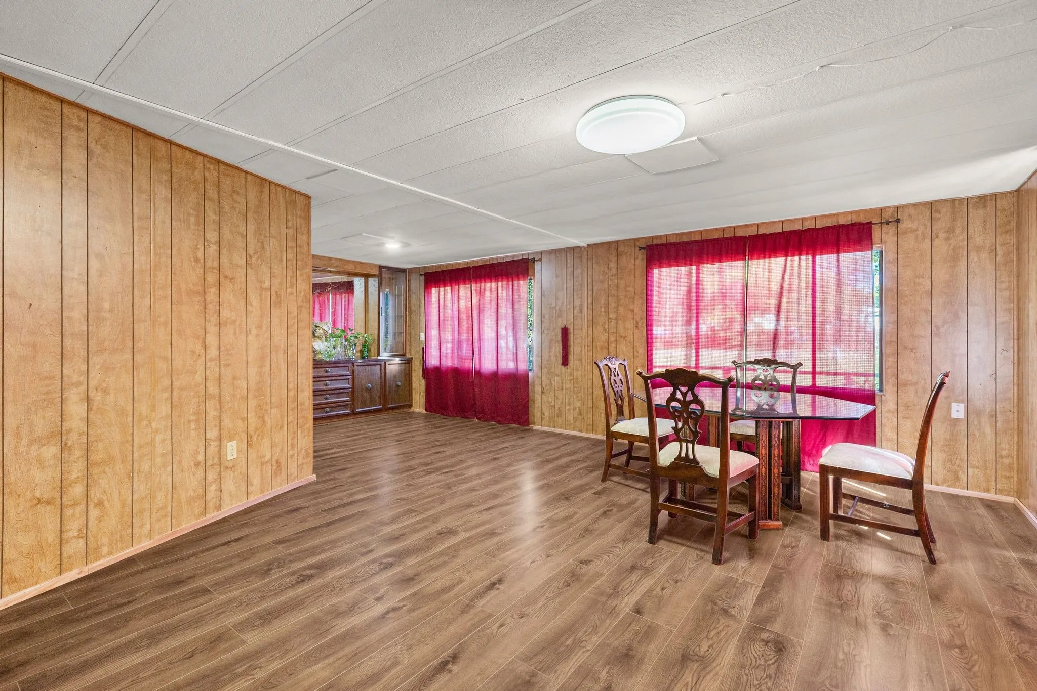 Extended dining room area can work as second living room!