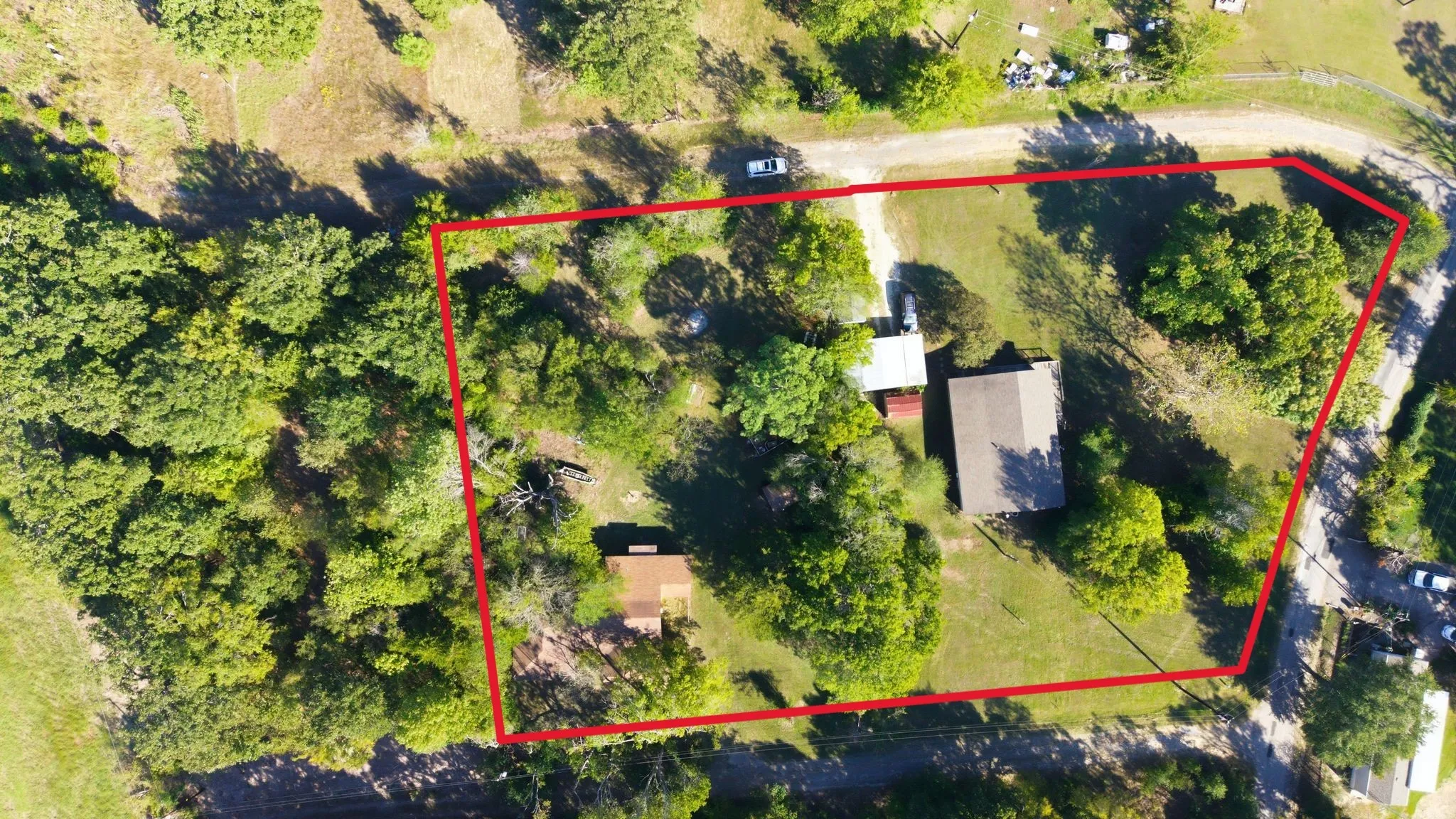 Mobile Home For Sale in Hunt County , 10830 Paradise Lane 1.6 Acres, Wills Point, Texas 75169, 2 Bedroom, 2 Bathroom, Garage spaces, 1,248 Sqft, built in 1984, mls#21419756, Real Estate Agent in Wills Point, Homes For Sale in Hunt county, Homes For Sale in Wills Point, Realtor in Wills Point Texas, Real Estate Brokerage Independent Realty Texas, Luminita Cordes Realtor