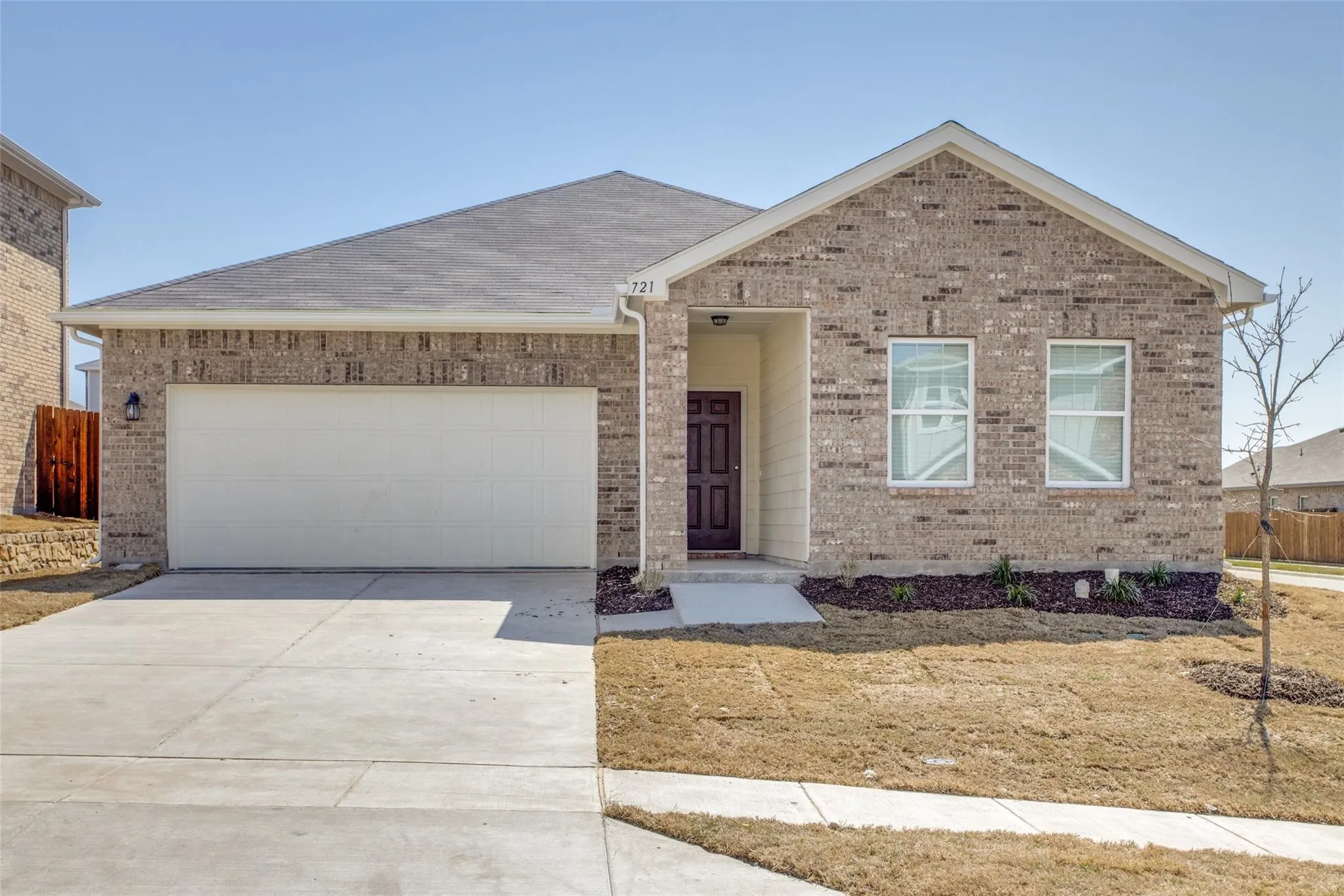 Single Family Residence For Rent in Collin County , 721 Cherry Blossom Street, Anna, Texas 75409, 3 Bedroom, 2 Bathroom, 2 Garage spaces, 1,820 Sqft, built in 2022, mls#21419888, Real Estate Agent in Anna, Homes For Rent in Collin county, Homes For Rent in Anna, Realtor in Anna Texas, Real Estate Brokerage Independent Realty Texas, Luminita Cordes Realtor