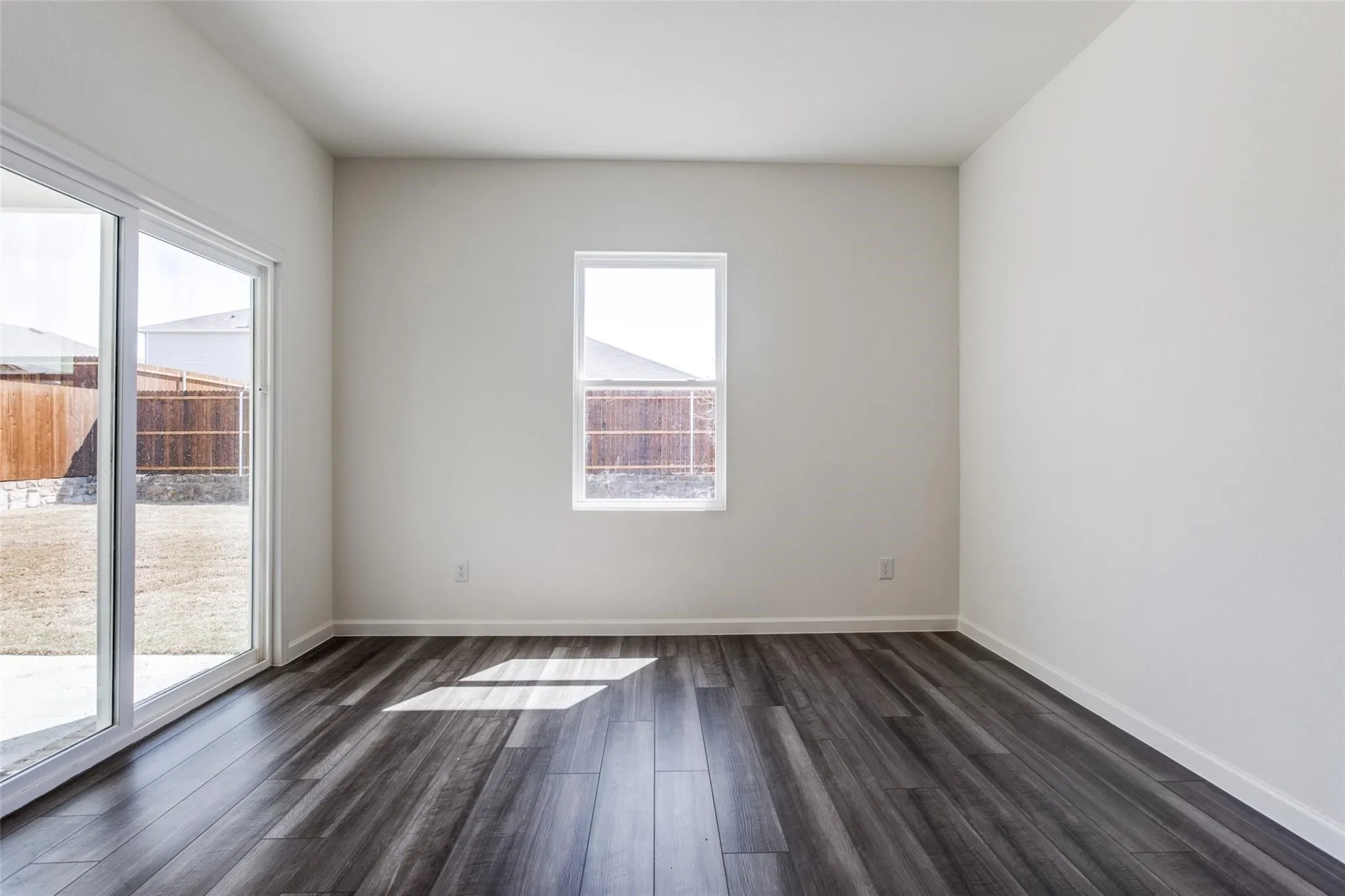 Single Family Residence For Rent in Collin County , 721 Cherry Blossom Street, Anna, Texas 75409, 3 Bedroom, 2 Bathroom, 2 Garage spaces, 1,820 Sqft, built in 2022, mls#21419888, Real Estate Agent in Anna, Homes For Rent in Collin county, Homes For Rent in Anna, Realtor in Anna Texas, Real Estate Brokerage Independent Realty Texas, Luminita Cordes Realtor