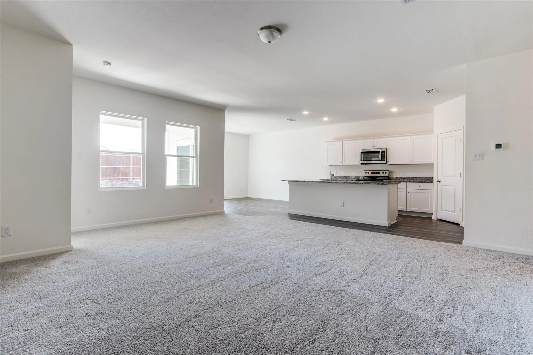 Single Family Residence For Rent in Collin County , 721 Cherry Blossom Street, Anna, Texas 75409, 3 Bedroom, 2 Bathroom, 2 Garage spaces, 1,820 Sqft, built in 2022, mls#21419888, Real Estate Agent in Anna, Homes For Rent in Collin county, Homes For Rent in Anna, Realtor in Anna Texas, Real Estate Brokerage Independent Realty Texas, Luminita Cordes Realtor