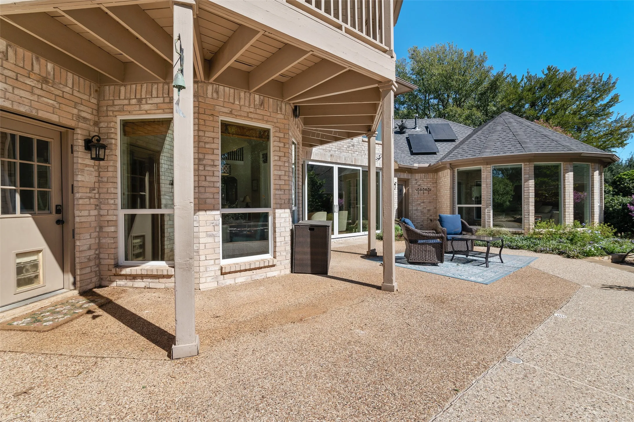 Lots of patio space!