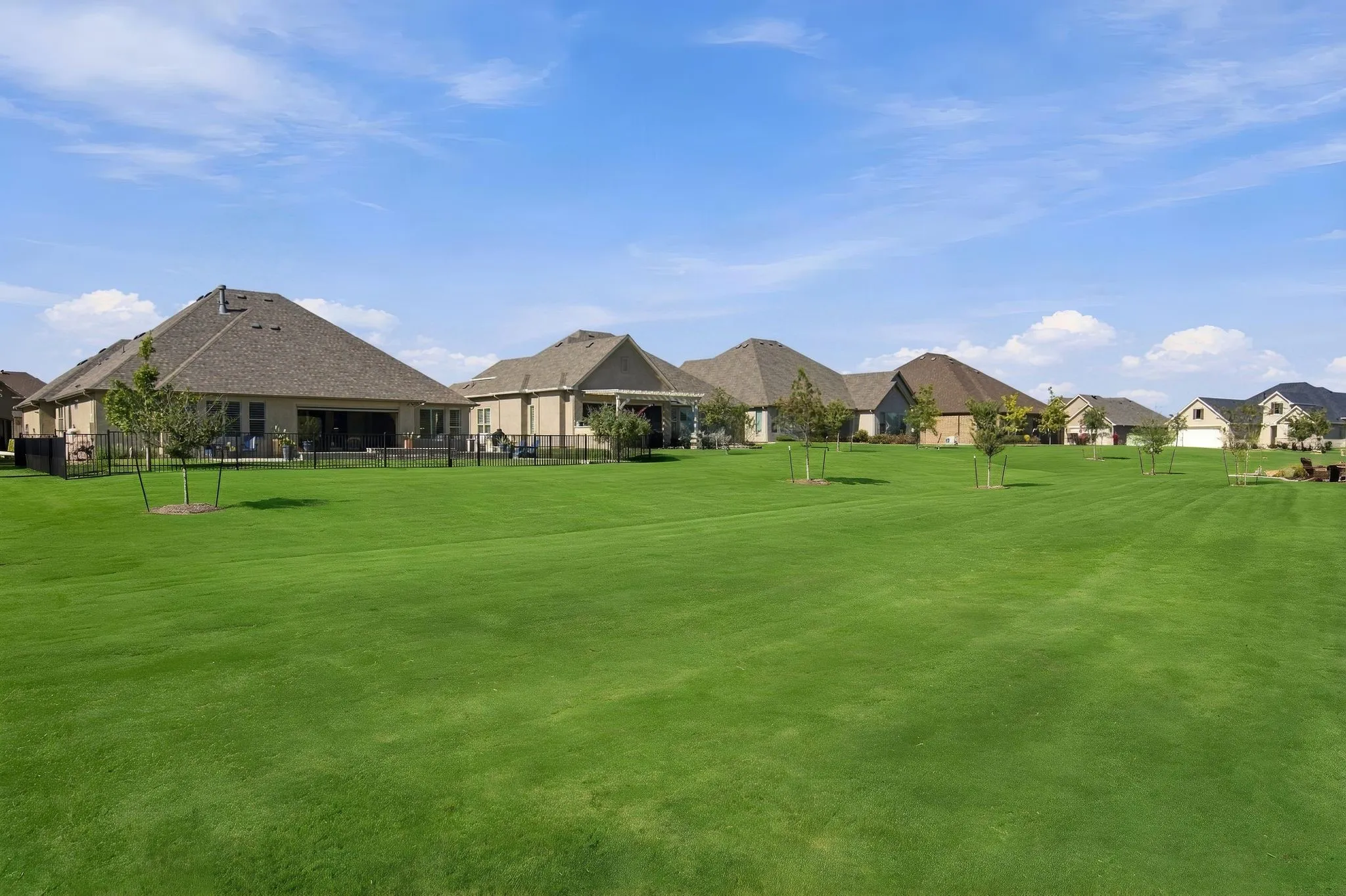 Single Family Residence For Sale in Denton County , 11113 Mica Lane, Denton, Texas 76207, 2 Bedroom, 3 Bathroom, 3 Garage spaces, 2,567 Sqft, built in 2024, mls#21412425, Real Estate Agent in Denton, Homes For Sale in Denton county, Homes For Sale in Denton, Realtor in Denton Texas, Real Estate Brokerage Independent Realty Texas, Luminita Cordes Realtor