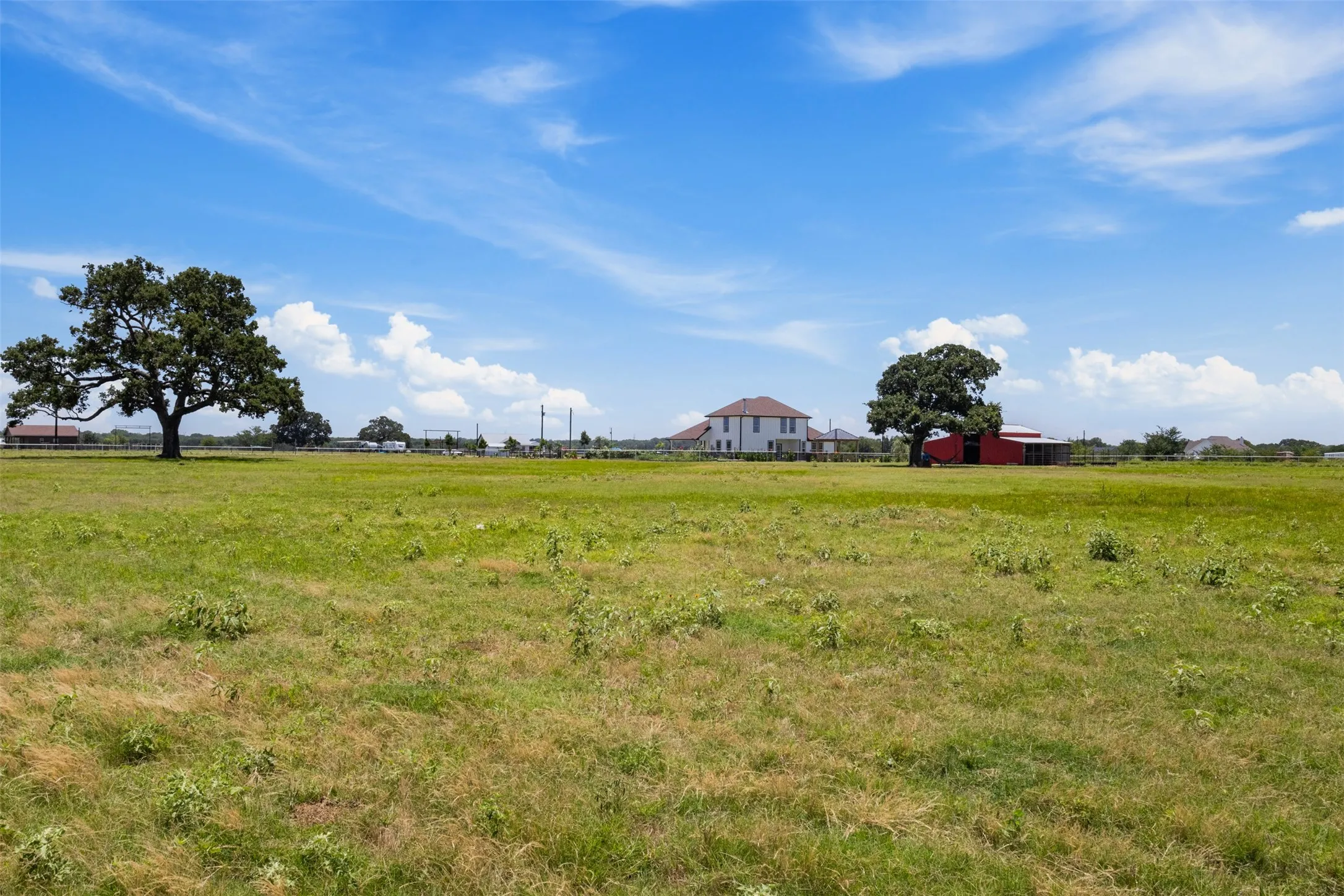 Farm For Sale in Van Zandt County , 233 Private Road #7786, Wills Point, Texas 75169, 5 Bedroom, 4 Bathroom, Garage spaces, 3,333 Sqft, built in 2023, mls#21417914, Real Estate Agent in Wills Point, Homes For Sale in Van Zandt county, Homes For Sale in Wills Point, Realtor in Wills Point Texas, Real Estate Brokerage Independent Realty Texas, Luminita Cordes Realtor