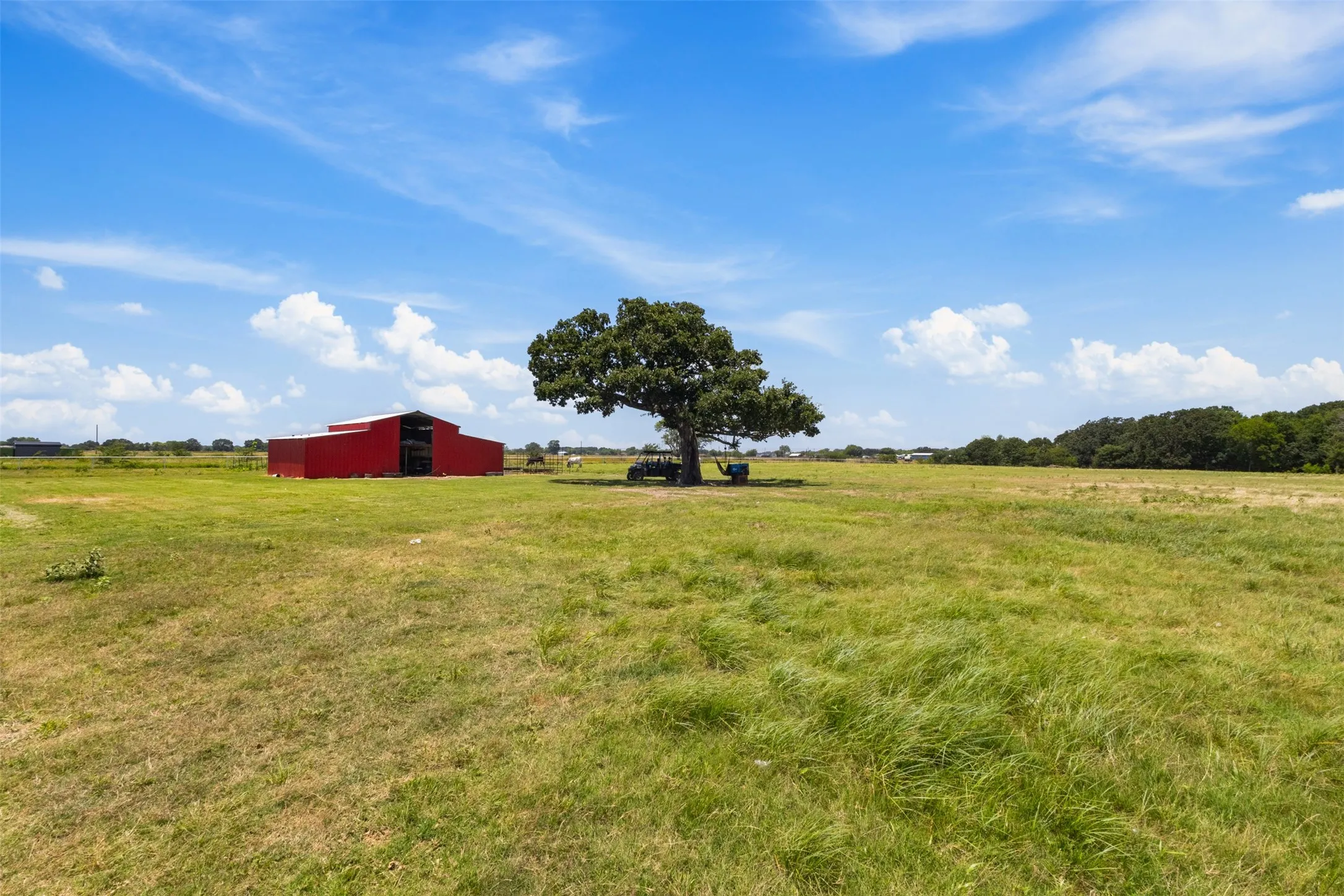 Farm For Sale in Van Zandt County , 233 Private Road #7786, Wills Point, Texas 75169, 5 Bedroom, 4 Bathroom, Garage spaces, 3,333 Sqft, built in 2023, mls#21417914, Real Estate Agent in Wills Point, Homes For Sale in Van Zandt county, Homes For Sale in Wills Point, Realtor in Wills Point Texas, Real Estate Brokerage Independent Realty Texas, Luminita Cordes Realtor