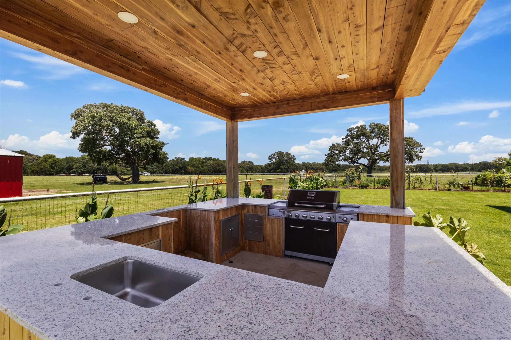 Farm For Sale in Van Zandt County , 233 Private Road #7786, Wills Point, Texas 75169, 5 Bedroom, 4 Bathroom, Garage spaces, 3,333 Sqft, built in 2023, mls#21417914, Real Estate Agent in Wills Point, Homes For Sale in Van Zandt county, Homes For Sale in Wills Point, Realtor in Wills Point Texas, Real Estate Brokerage Independent Realty Texas, Luminita Cordes Realtor