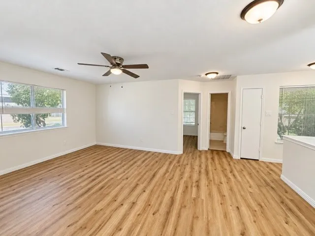 Single Family Residence For Rent in Denton County , 4617 Sandera Lane, Flower Mound, Texas 75028, 3 Bedroom, 3 Bathroom, 2 Garage spaces, 2,041 Sqft, built in 1992, mls#21419904, Real Estate Agent in Flower Mound, Homes For Rent in Denton county, Homes For Rent in Flower Mound, Realtor in Flower Mound Texas, Real Estate Brokerage Independent Realty Texas, Luminita Cordes Realtor