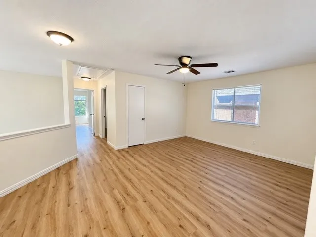 Single Family Residence For Rent in Denton County , 4617 Sandera Lane, Flower Mound, Texas 75028, 3 Bedroom, 3 Bathroom, 2 Garage spaces, 2,041 Sqft, built in 1992, mls#21419904, Real Estate Agent in Flower Mound, Homes For Rent in Denton county, Homes For Rent in Flower Mound, Realtor in Flower Mound Texas, Real Estate Brokerage Independent Realty Texas, Luminita Cordes Realtor