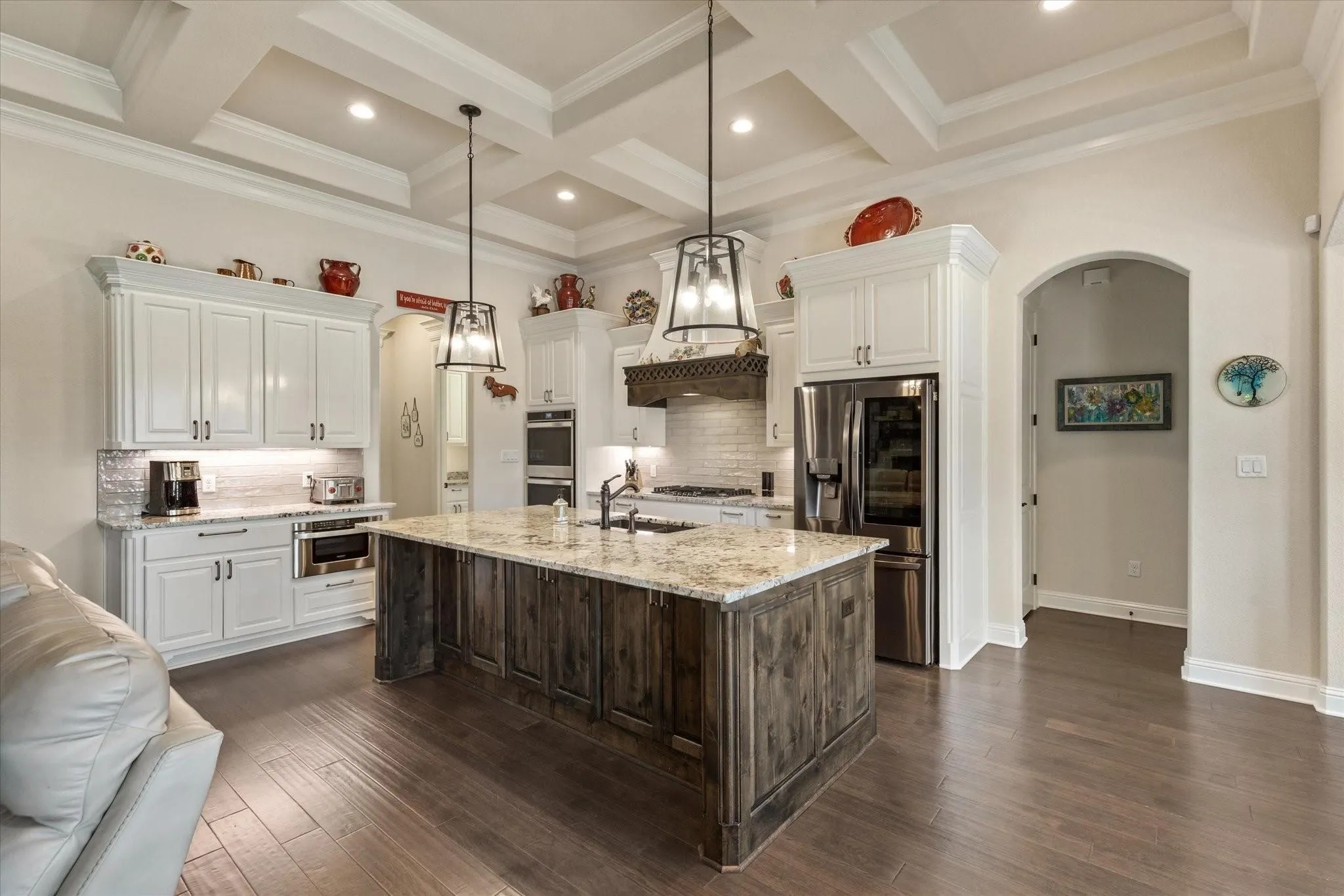 Single Family Residence For Sale in Hood County , 716 Coastal Meadows Court, Granbury, Texas 76049, 4 Bedroom, 3 Bathroom, 3 Garage spaces, 2,898 Sqft, built in 2020, mls#21419931, Real Estate Agent in Granbury, Homes For Sale in Hood county, Homes For Sale in Granbury, Realtor in Granbury Texas, Real Estate Brokerage Independent Realty Texas, Luminita Cordes Realtor