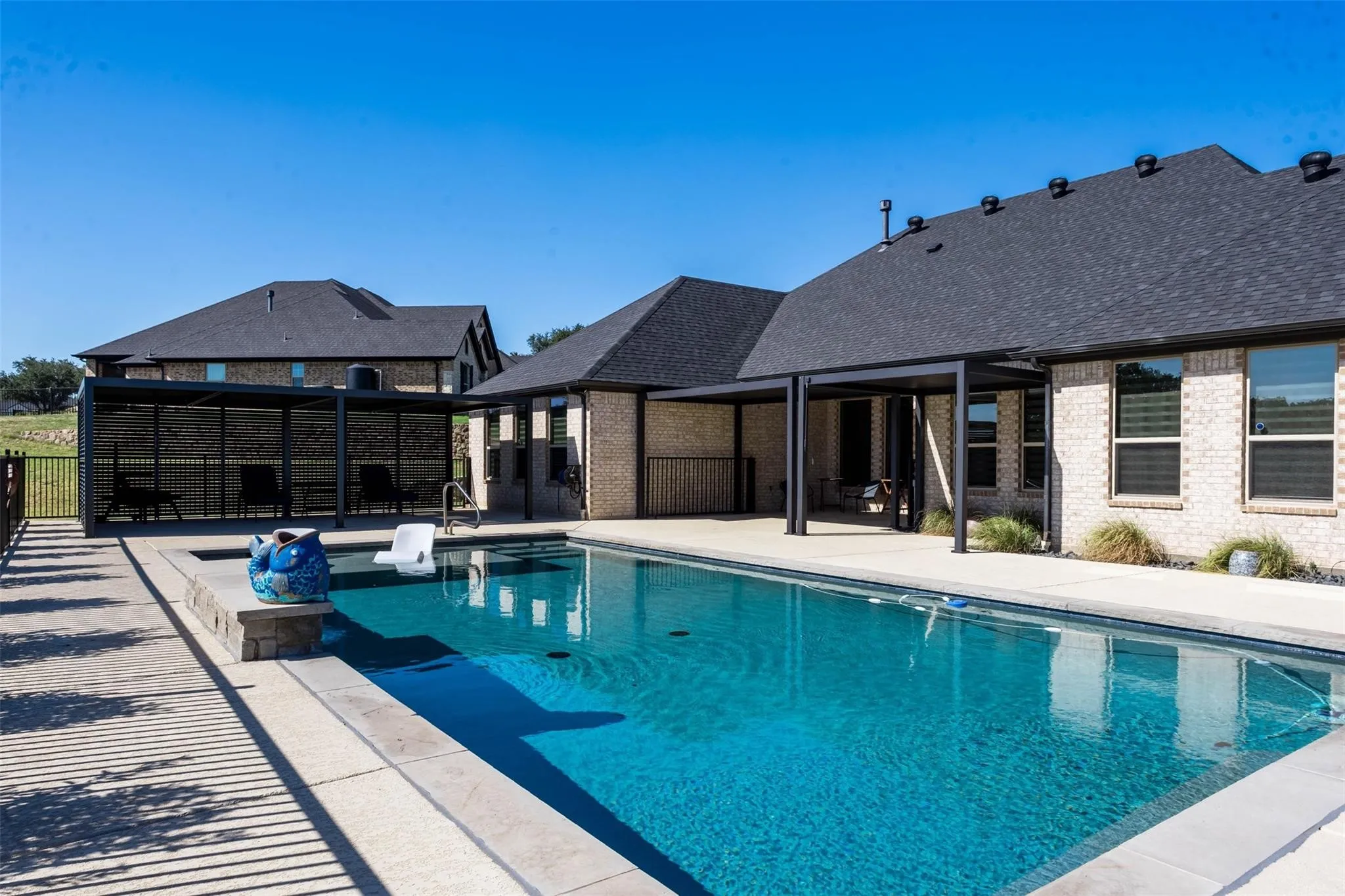 Single Family Residence For Sale in Hood County , 716 Coastal Meadows Court, Granbury, Texas 76049, 4 Bedroom, 3 Bathroom, 3 Garage spaces, 2,898 Sqft, built in 2020, mls#21419931, Real Estate Agent in Granbury, Homes For Sale in Hood county, Homes For Sale in Granbury, Realtor in Granbury Texas, Real Estate Brokerage Independent Realty Texas, Luminita Cordes Realtor
