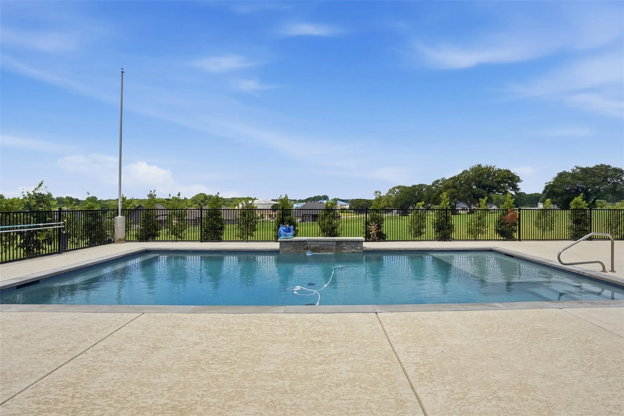 Single Family Residence For Sale in Hood County , 716 Coastal Meadows Court, Granbury, Texas 76049, 4 Bedroom, 3 Bathroom, 3 Garage spaces, 2,898 Sqft, built in 2020, mls#21419931, Real Estate Agent in Granbury, Homes For Sale in Hood county, Homes For Sale in Granbury, Realtor in Granbury Texas, Real Estate Brokerage Independent Realty Texas, Luminita Cordes Realtor