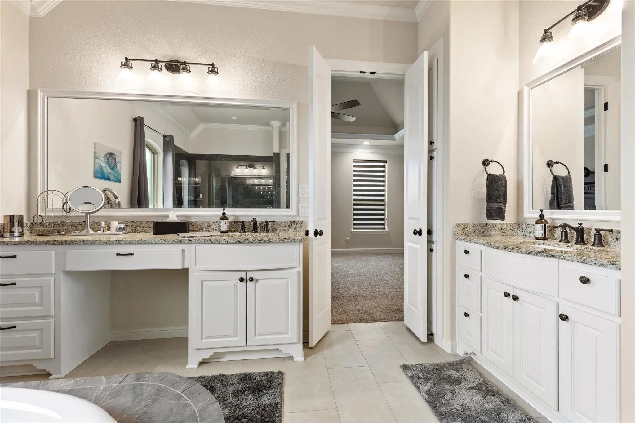 Single Family Residence For Sale in Hood County , 716 Coastal Meadows Court, Granbury, Texas 76049, 4 Bedroom, 3 Bathroom, 3 Garage spaces, 2,898 Sqft, built in 2020, mls#21419931, Real Estate Agent in Granbury, Homes For Sale in Hood county, Homes For Sale in Granbury, Realtor in Granbury Texas, Real Estate Brokerage Independent Realty Texas, Luminita Cordes Realtor