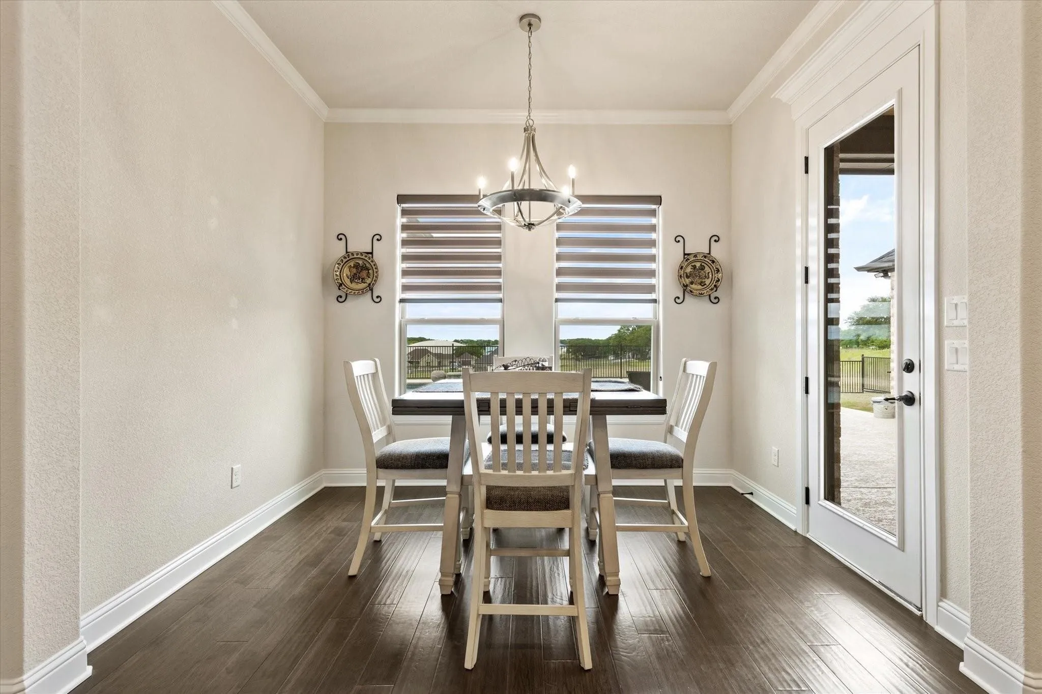 Single Family Residence For Sale in Hood County , 716 Coastal Meadows Court, Granbury, Texas 76049, 4 Bedroom, 3 Bathroom, 3 Garage spaces, 2,898 Sqft, built in 2020, mls#21419931, Real Estate Agent in Granbury, Homes For Sale in Hood county, Homes For Sale in Granbury, Realtor in Granbury Texas, Real Estate Brokerage Independent Realty Texas, Luminita Cordes Realtor