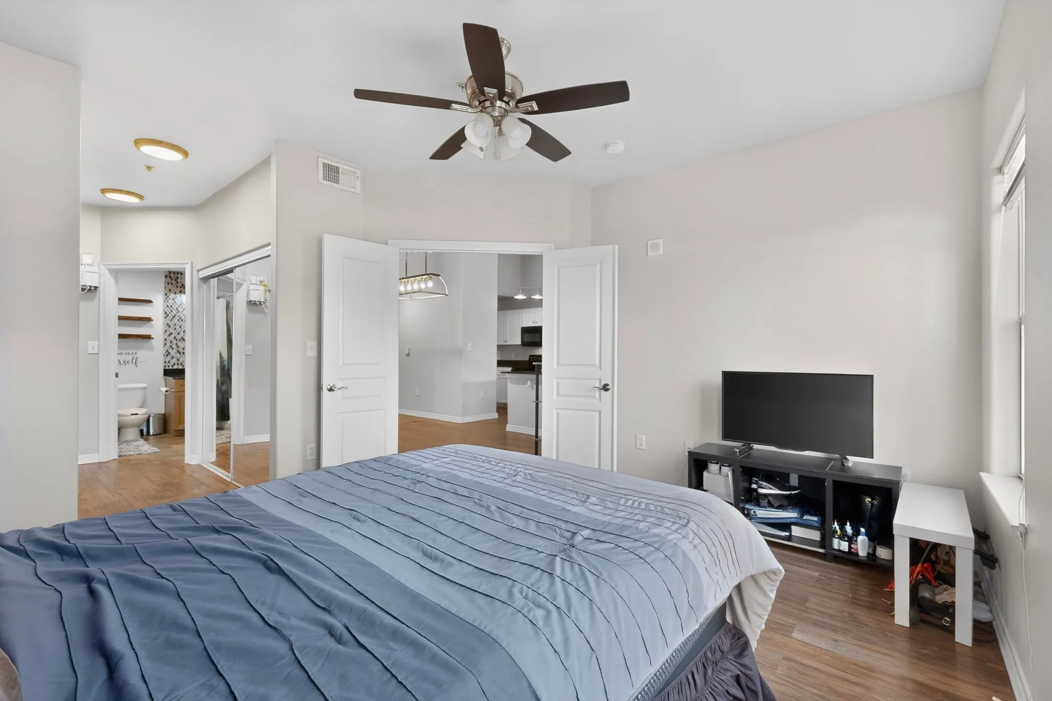 Condominium For Rent in Dallas County , 330 Las Colinas Boulevard E 452, Irving, Texas 75039, 1 Bedroom, 1 Bathroom, 1 Garage spaces, 805 Sqft, built in 2001, mls#21419474, Real Estate Agent in Irving, Homes For Rent in Dallas county, Homes For Rent in Irving, Realtor in Irving Texas, Real Estate Brokerage Independent Realty Texas, Luminita Cordes Realtor