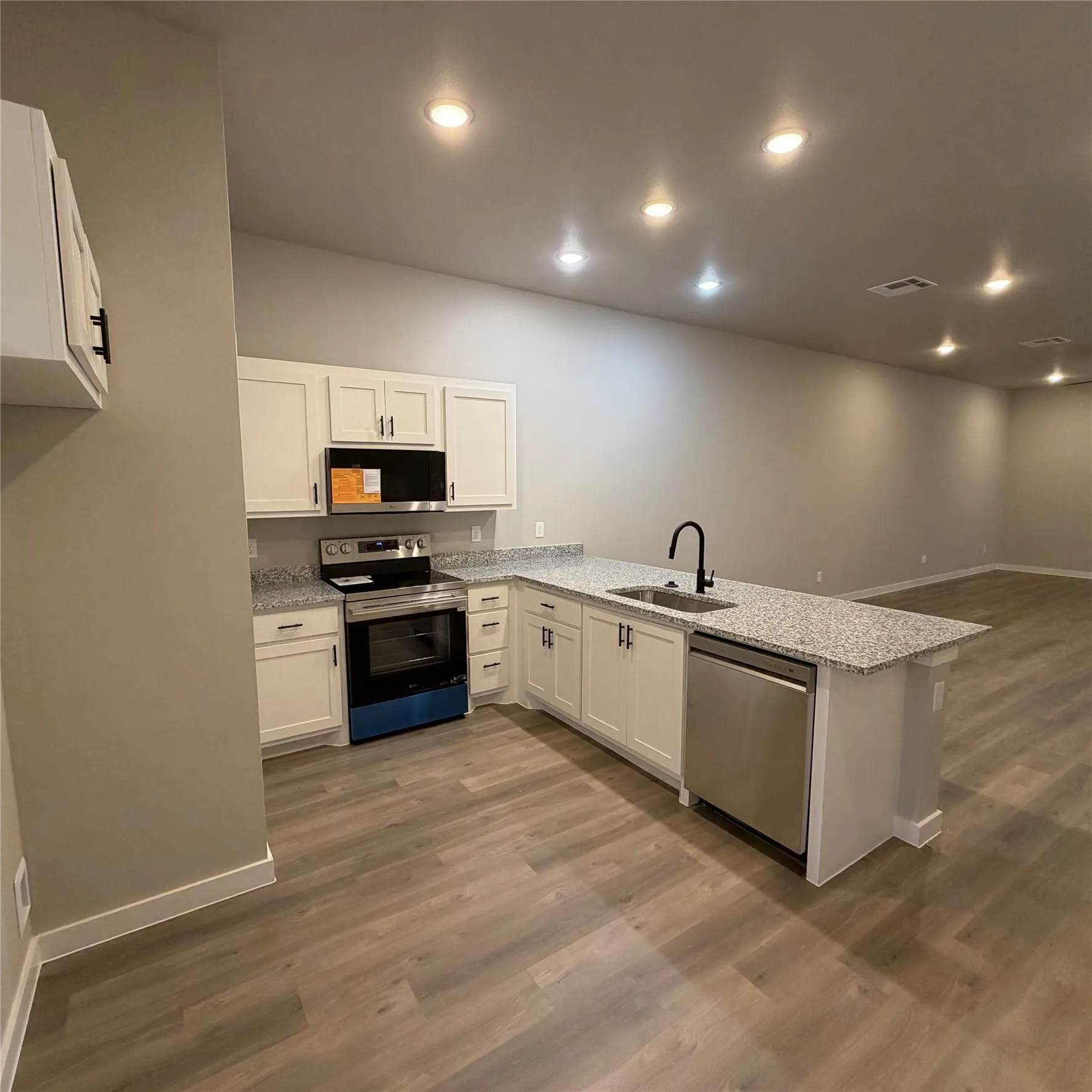 Single Family Residence For Rent in Taylor County , 420 Colorado Street, Abilene, Texas 79601, 3 Bedroom, 2 Bathroom, 2 Garage spaces, 1,497 Sqft, built in 2026, mls#21419955, Real Estate Agent in Abilene, Homes For Rent in Taylor county, Homes For Rent in Abilene, Realtor in Abilene Texas, Real Estate Brokerage Independent Realty Texas, Luminita Cordes Realtor