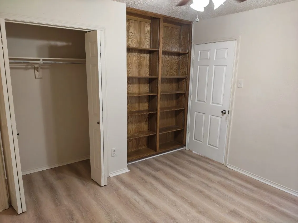 Duplex For Rent in Denton County , 409 Gabe Court, Denton, Texas 76207, 3 Bedroom, 2 Bathroom, 1 Garage spaces, 1,088 Sqft, built in 1983, mls#21419953, Real Estate Agent in Denton, Homes For Rent in Denton county, Homes For Rent in Denton, Realtor in Denton Texas, Real Estate Brokerage Independent Realty Texas, Luminita Cordes Realtor