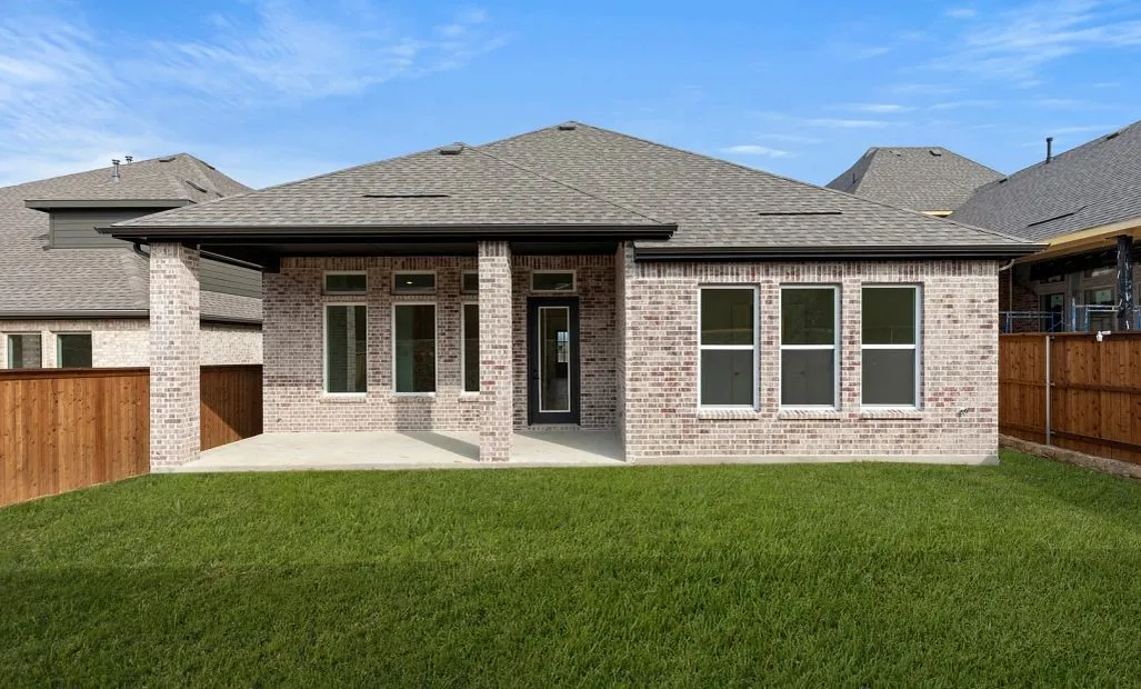 Rear Exterior Design Representative Photo