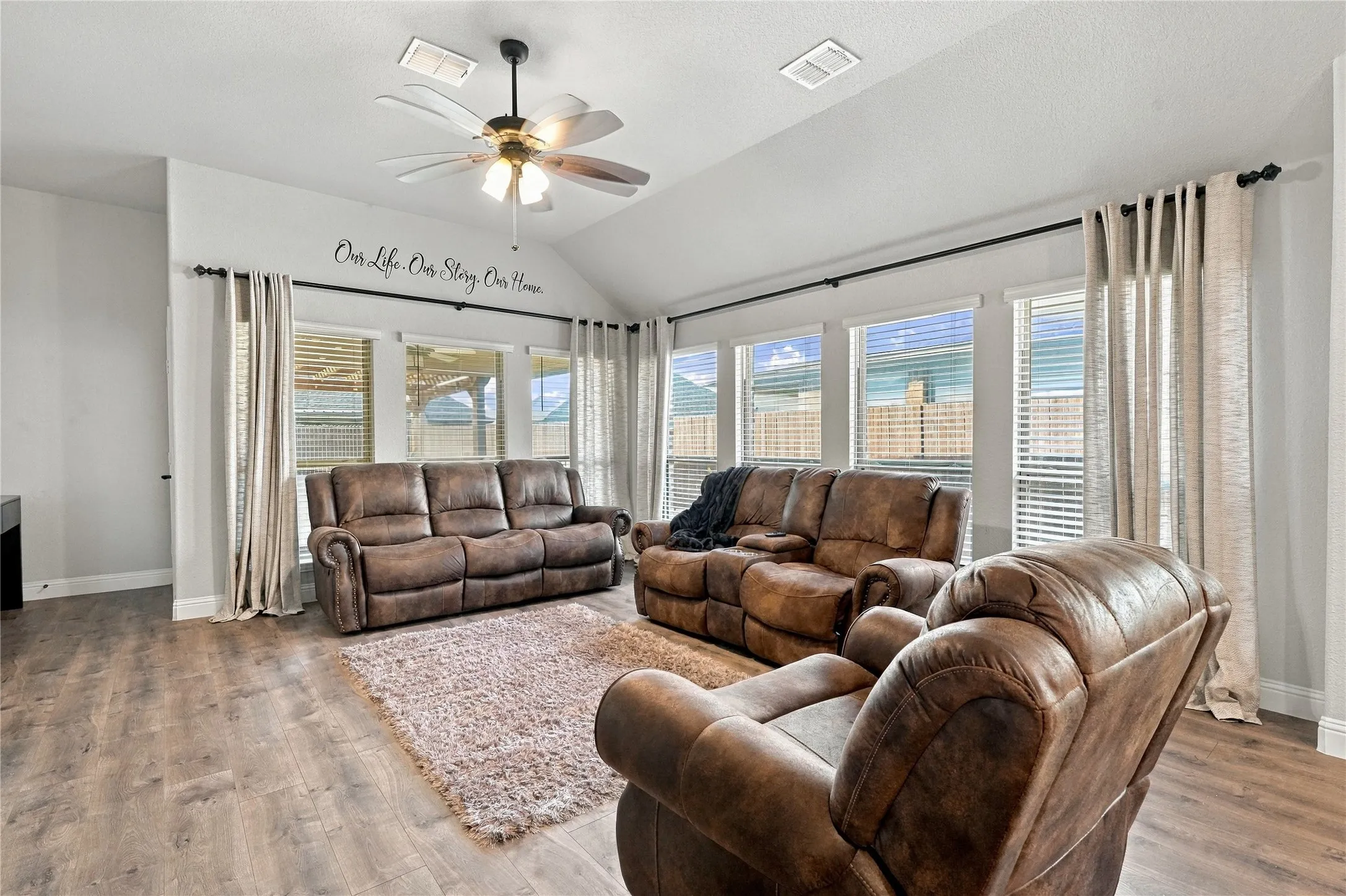 Single Family Residence For Sale in Tarrant County , 4117 Mountain Meadow Road, Fort Worth, Texas 76036, 4 Bedroom, 2 Bathroom, 2 Garage spaces, 2,042 Sqft, built in 2019, mls#21417440, Real Estate Agent in Fort Worth, Homes For Sale in Tarrant county, Homes For Sale in Fort Worth, Realtor in Fort Worth Texas, Real Estate Brokerage Independent Realty Texas, Luminita Cordes Realtor